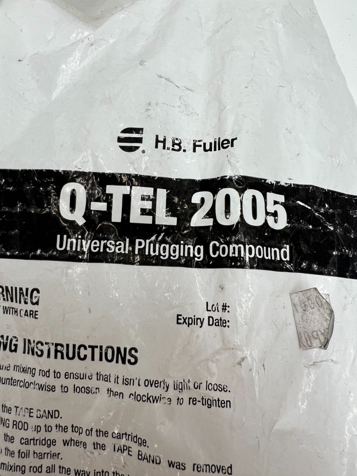 H.B. Fuller Q-TEL 2005 Universal Plugging Compound 20 Oz 2005F