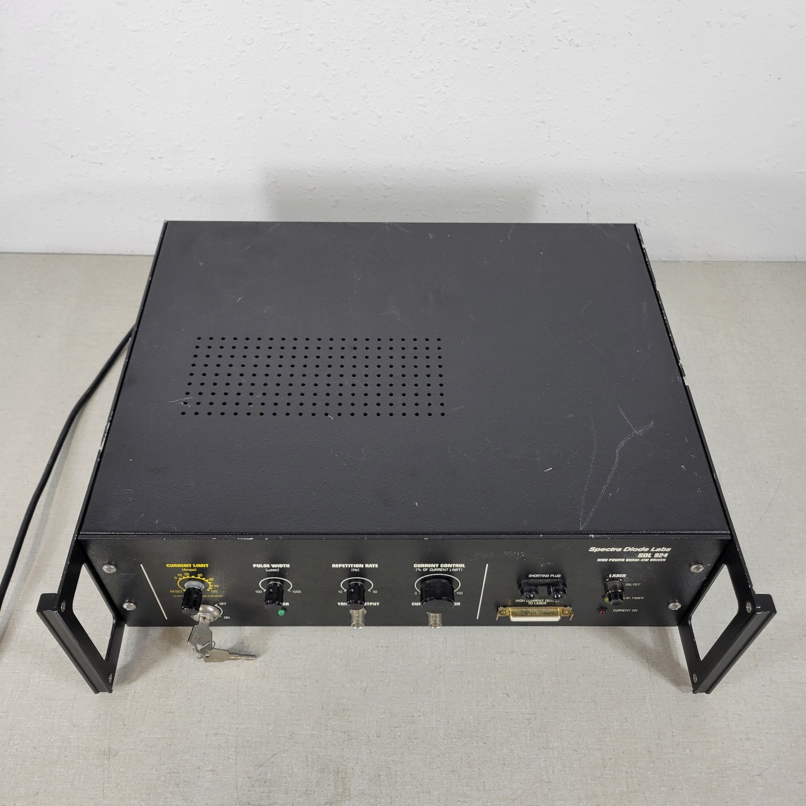 Spectra Diode Labs SDL-924 High Power Quasi-CW Pulsed Laser Driver 100 Amps Max
