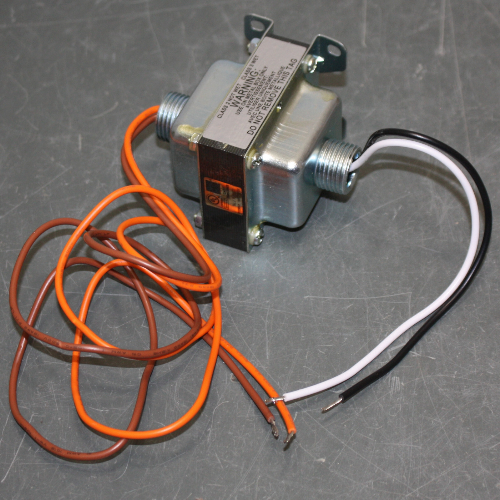 Johnson Controls Class 2 Transformer Y65A13-0, 120V to 24V AC, 40VA
