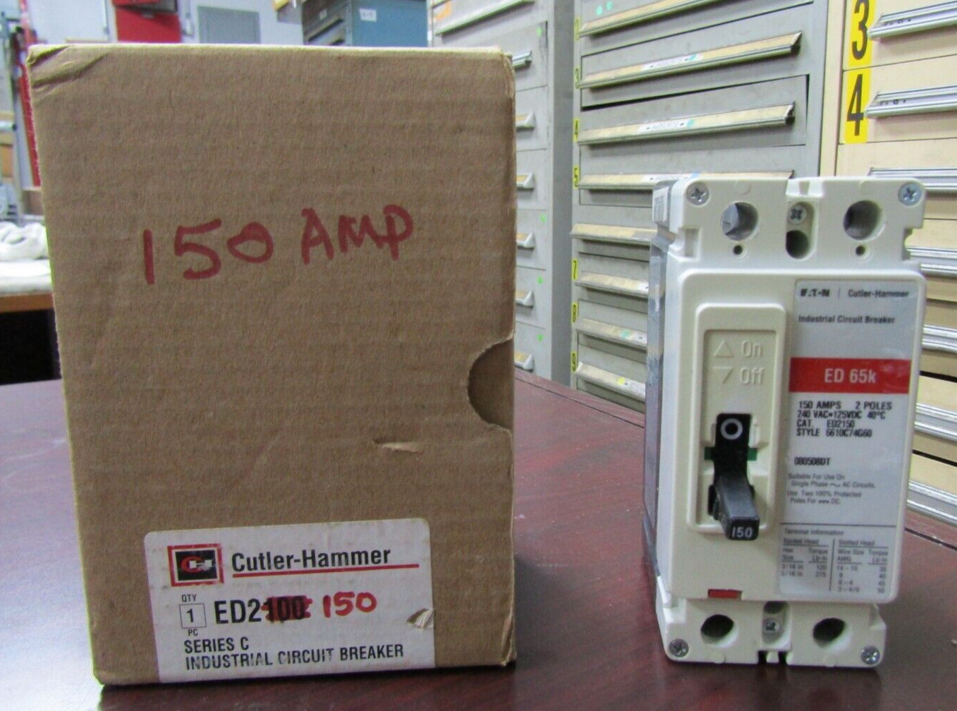 😃 NEW CUTLER HAMMER 150 AMPS CIRCUIT BREAKER 240 VAC 2 POLE ED2150