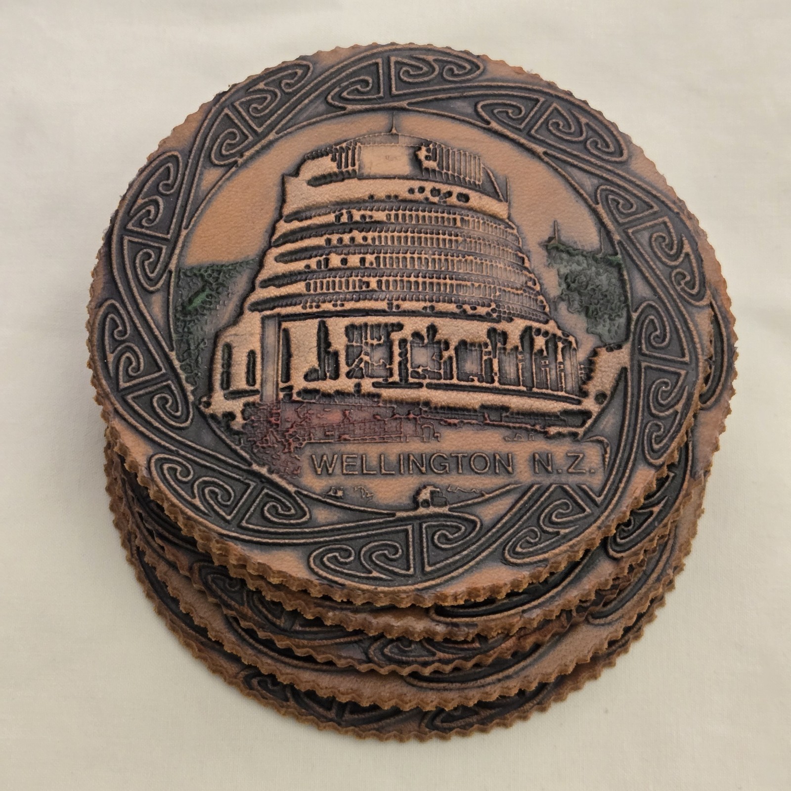 New Zealand Location Coasters Leather Embossed Set of 5 Unbranded 3½» Diameter