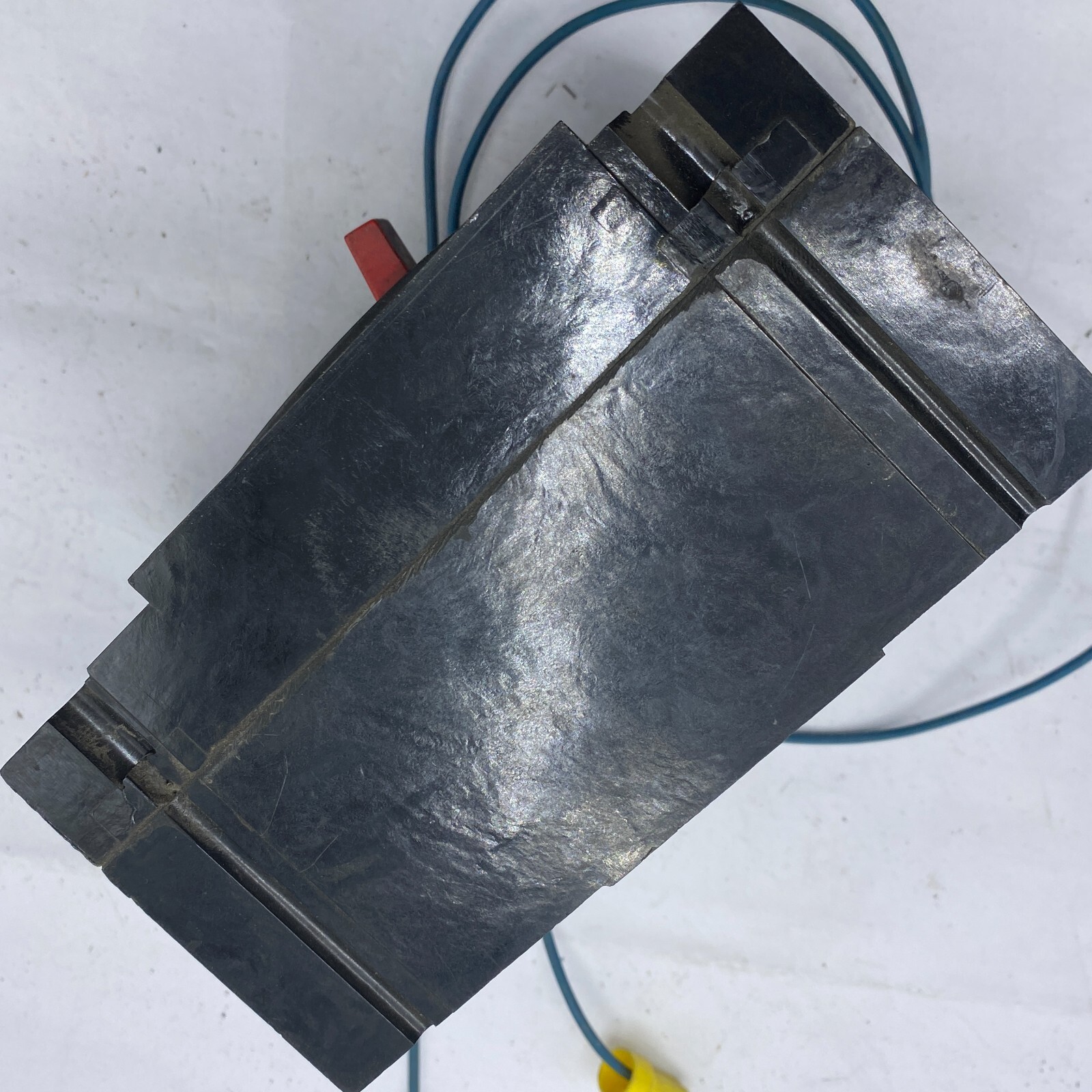 GE THED136030 Type THED Molded Case Circuit Breaker 30A 600VAC 3-Pole ✅