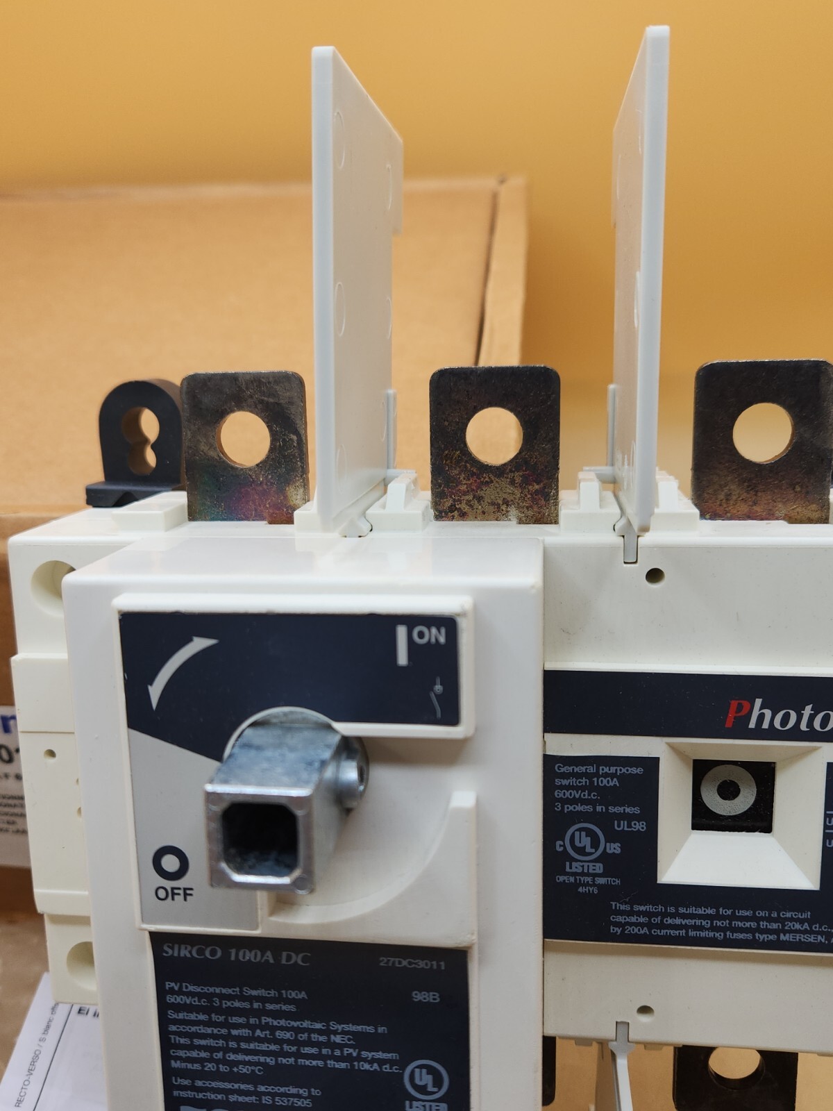 SOCOMEC 27DC3011 SIRCO DC Disconnect Load Break Switch 100A 600 V 3 Pole New