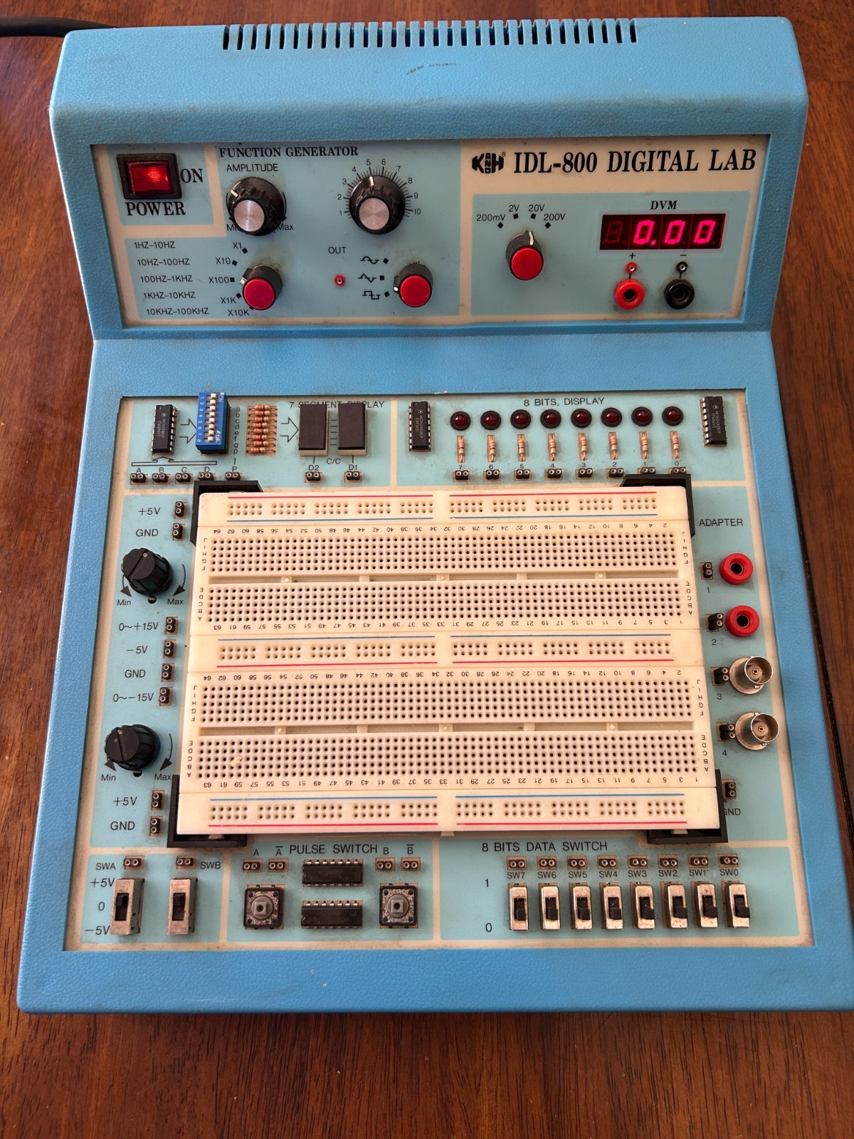 K&H IDL-800 Digital Lab – Function Generator, Voltage Source, Digital Logic, etc
