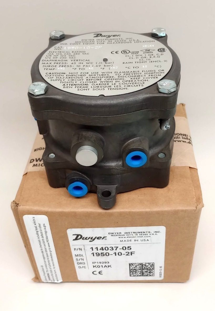 Dwyer 1950-10-2F Differential Pressure Switch 114037-05