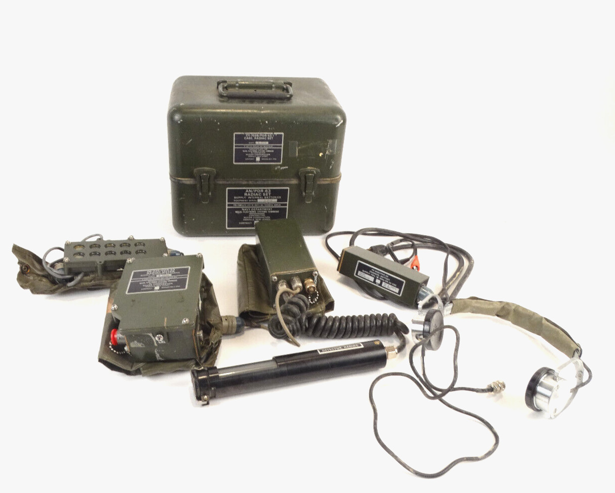 1969 Vietnam War US Navy AN/PDR-63 Radiac Set (NUCOR Corp) VINTAGE