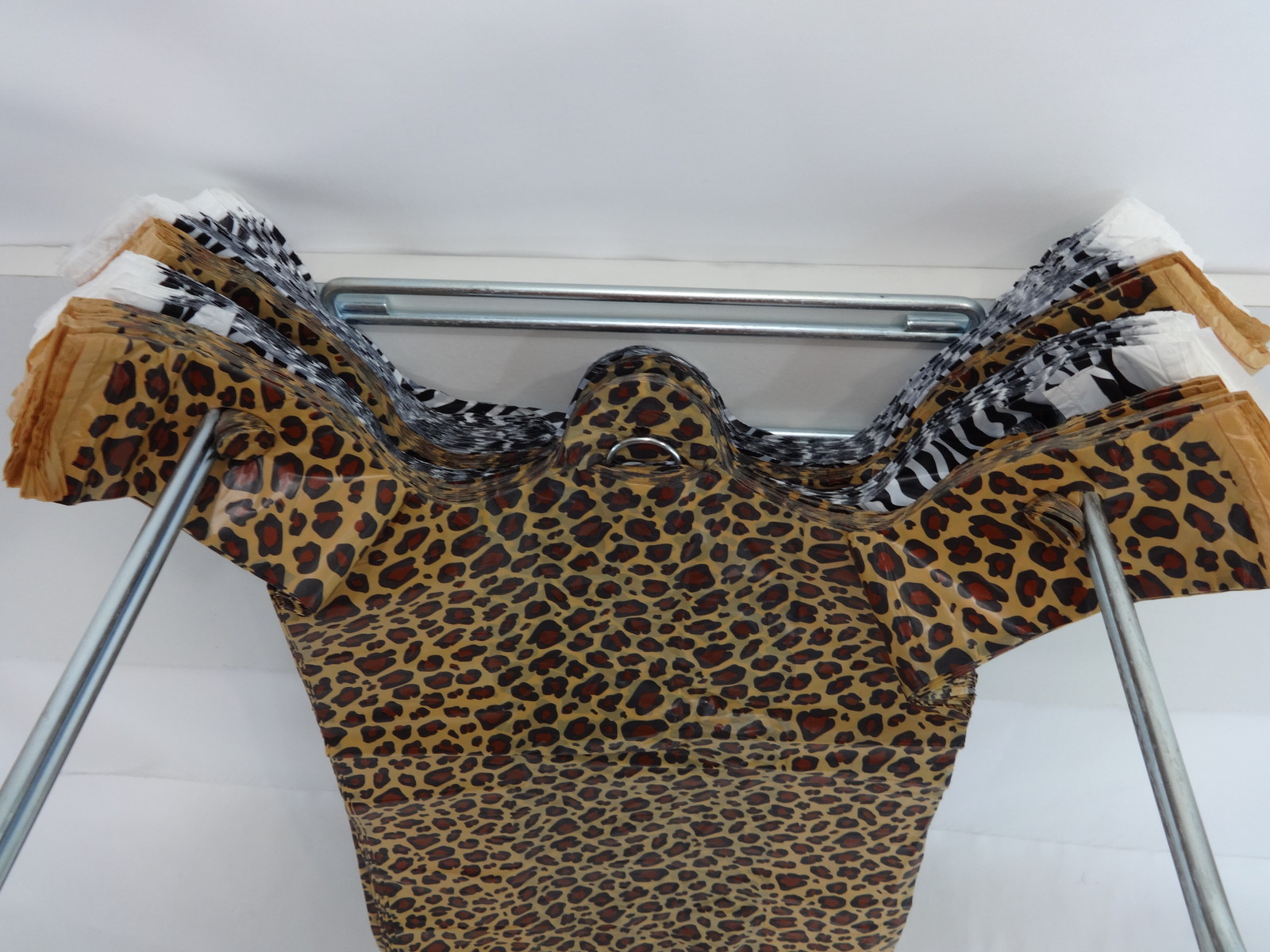 Design T-Shirt Bags Leopard or Zebra Print 11.5 x6x21 Shopping Bags with Handles