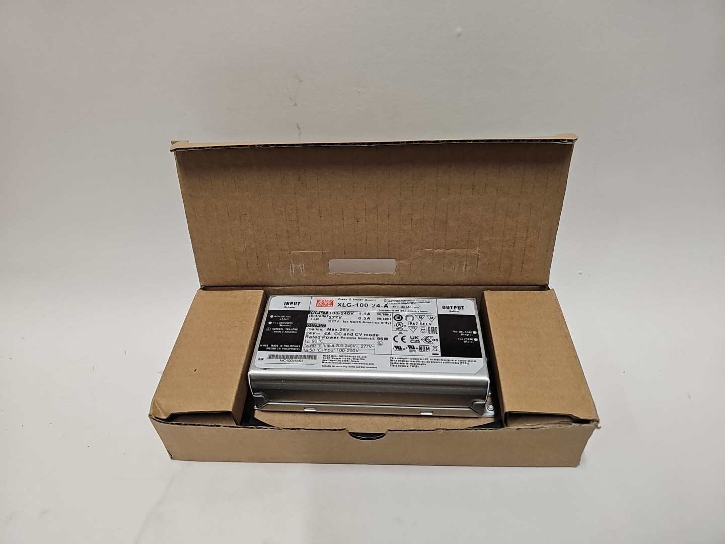 NEW MEAN WELL XLG-100-24-A LED Driver 24V Power Supply 100W IP67 OEM