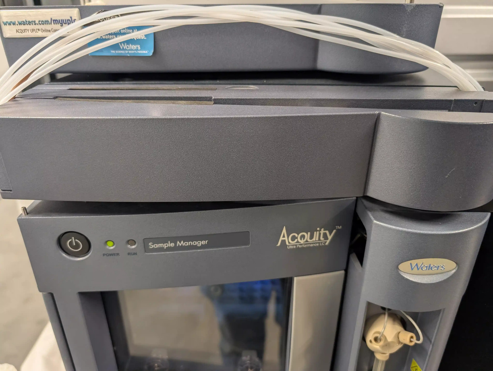 Waters ACQUITY UPLC System with Sample Manager, BSM & MassLynx PC