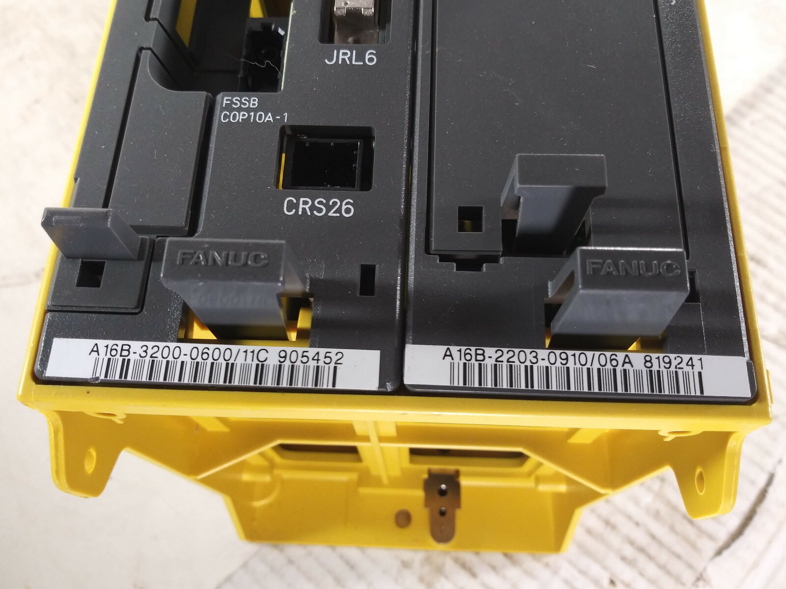 1 USED FANUC A05B-2500-C001 BACKPLANE W/ A16B-2203-0910 & A16B-3200-0600
