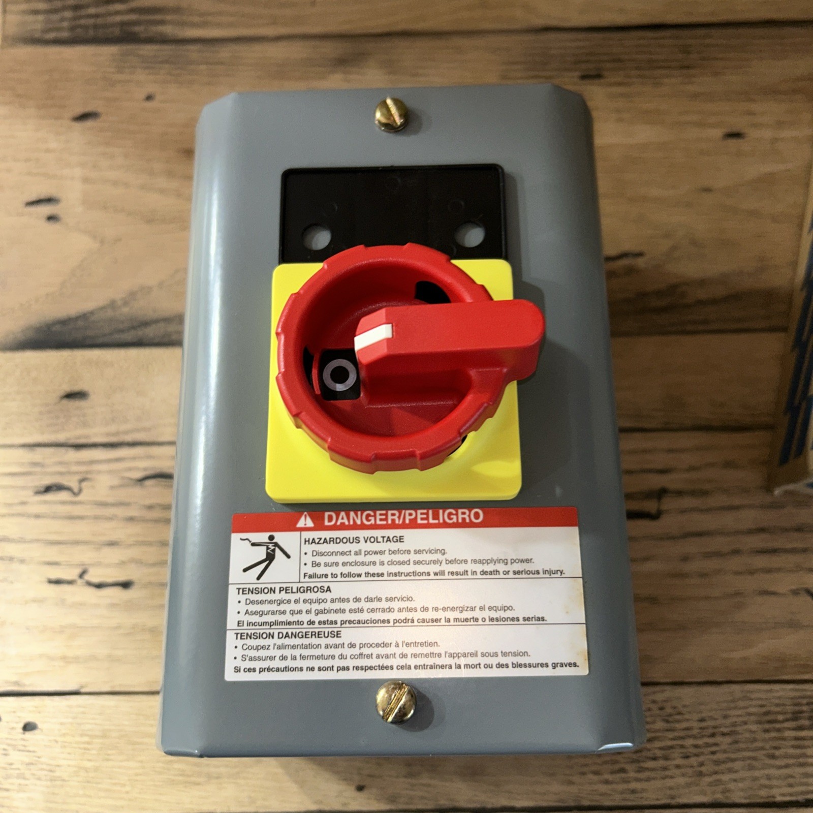 NIB, Square D, 20A Load Break Switch 600V, 9421AEQ3522, Type 1 Enclosure Ass’y