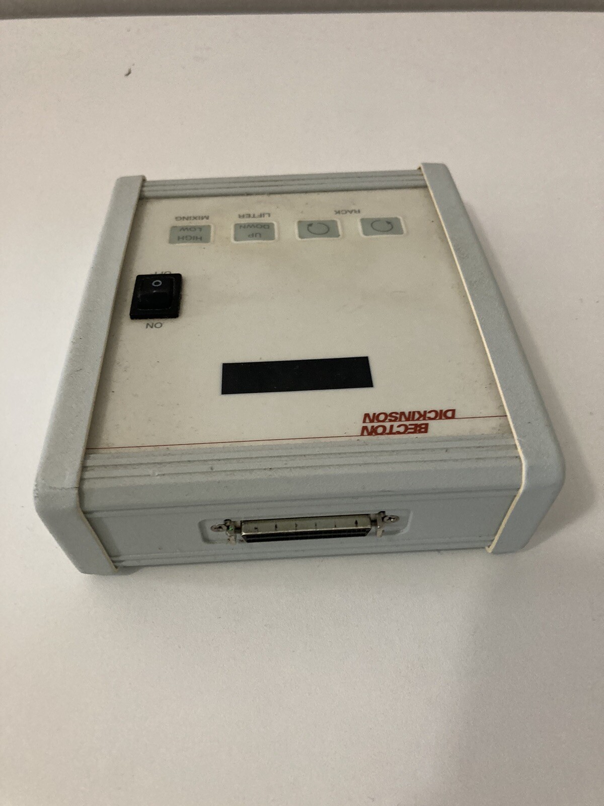 Becton Dickinson FACS loader keypad controller with 04-10886-00 cable