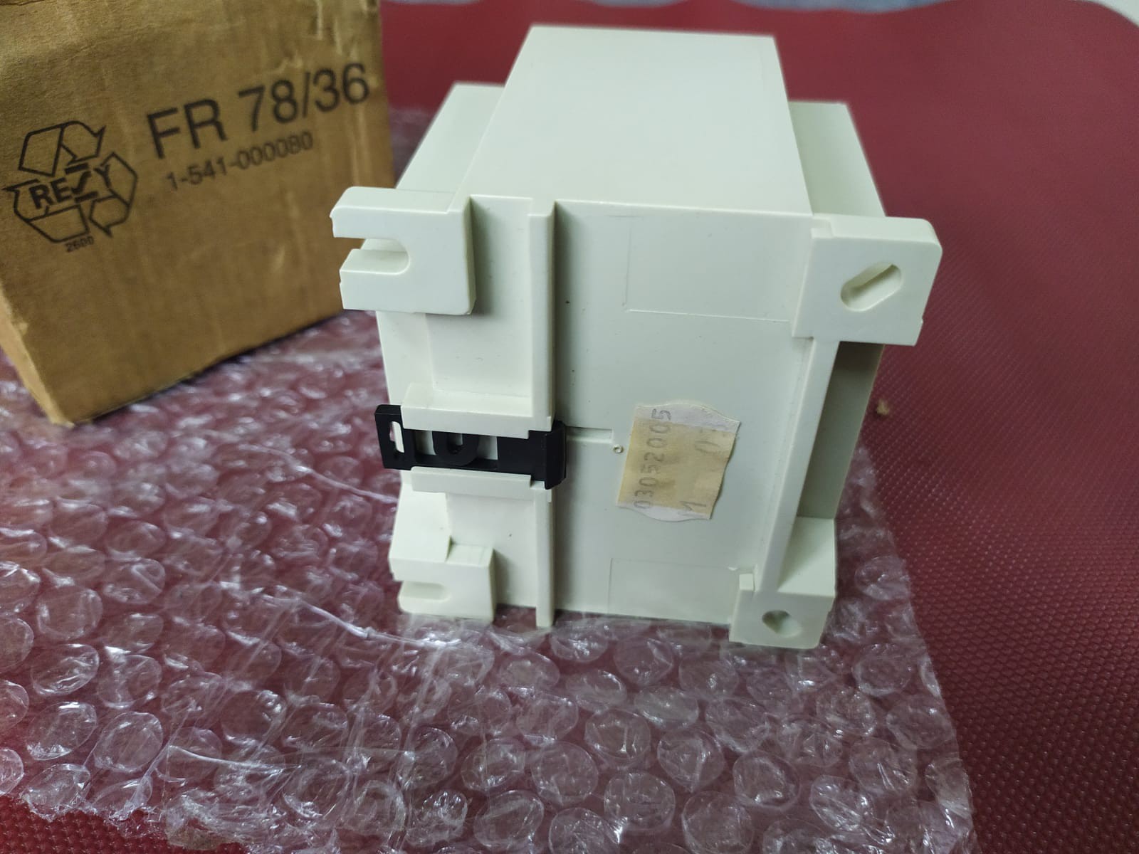 NORATEL FR78B-230230 ISOLATING TRANSFORMER 90VA Ip20 Pri V 230-250V Sec V 230V