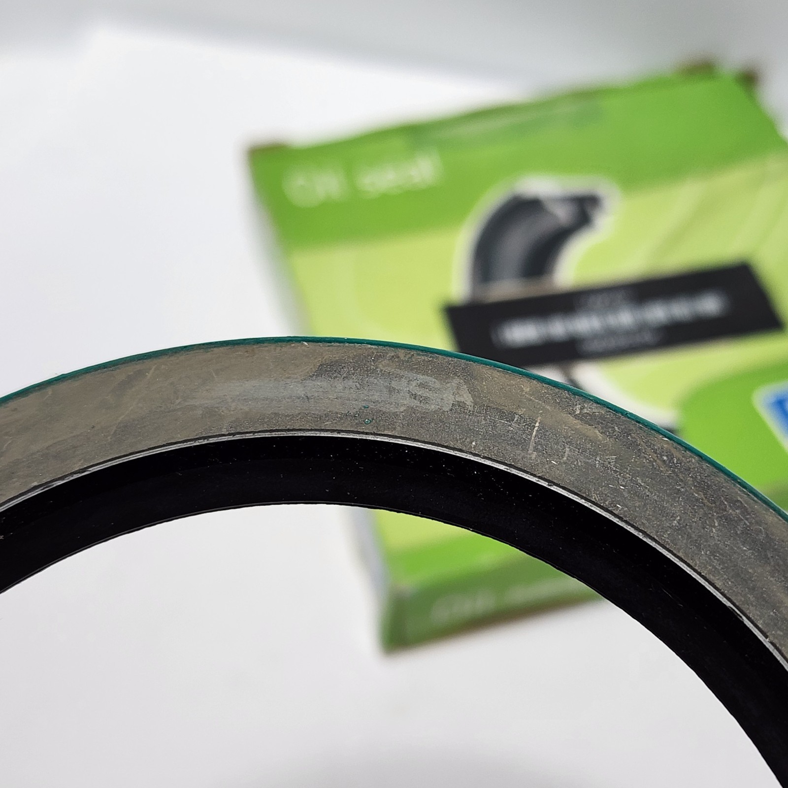 SKF 34886 / 34886 Oil Seal 3.500 in Shaft Dia., 4.501 in OD, 0.375 in Width
