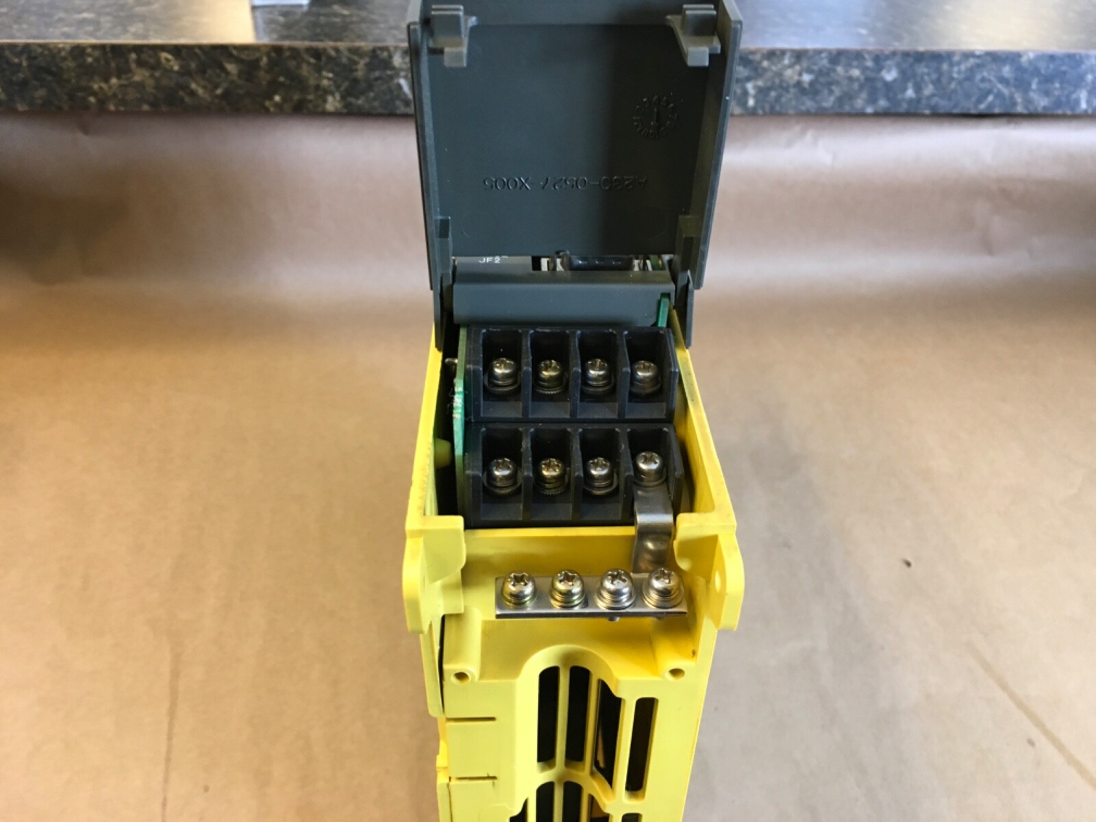 Fanuc A06B-6079-H206 Servo Amplifier 283-325v-dc 230v-ac 5.3kw 12.5amp (KB)