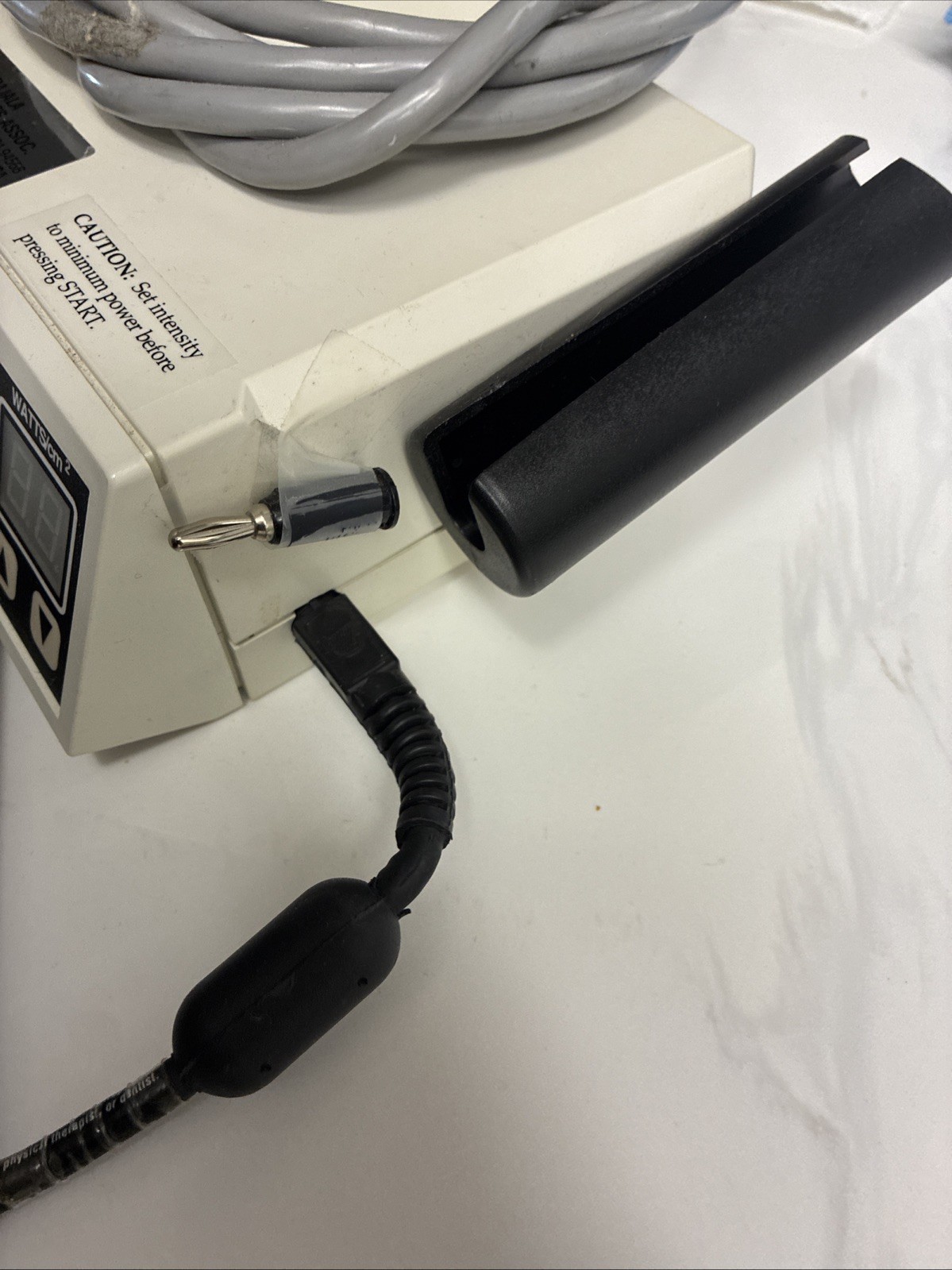 Dynatronics Dynatron 150 Ultrasound Therapy Unit w/Probe & Soundhead, Power Cord