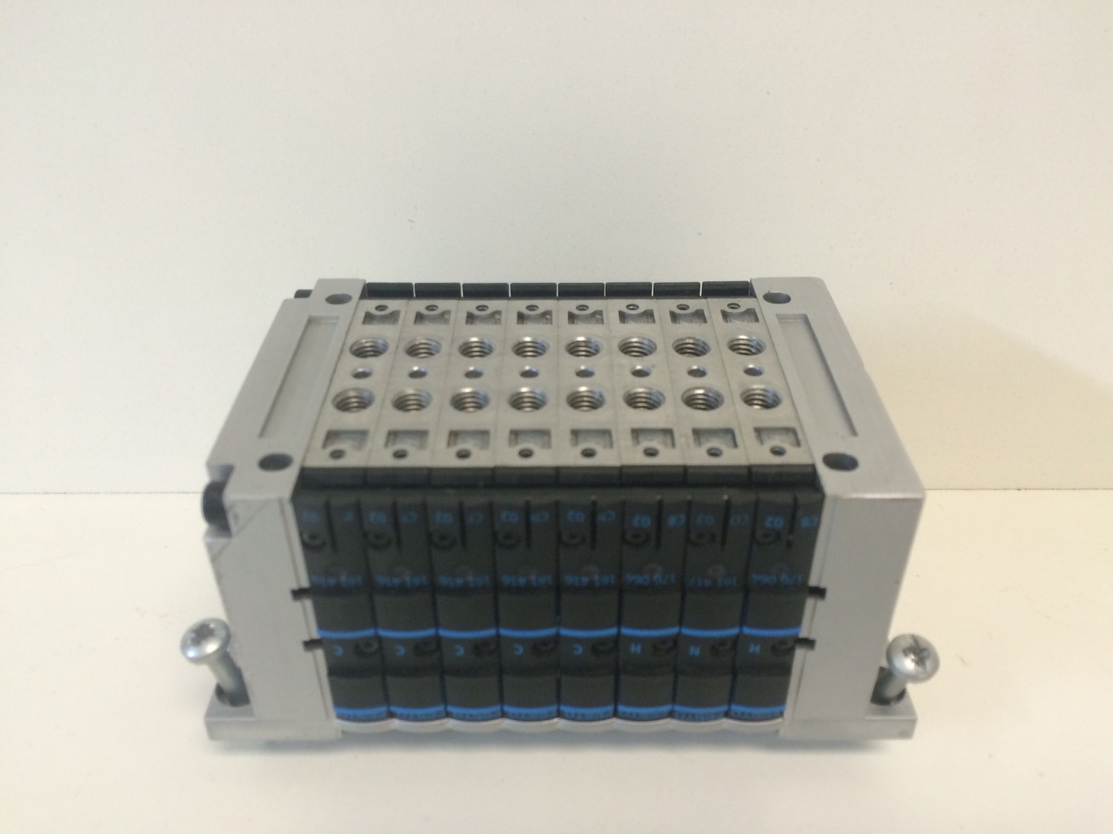 NEW TAKE OFF! FESTO 24VDC PNEUMATIC MANIFOLD VALVE CPV10-VI 8-TERMINAL