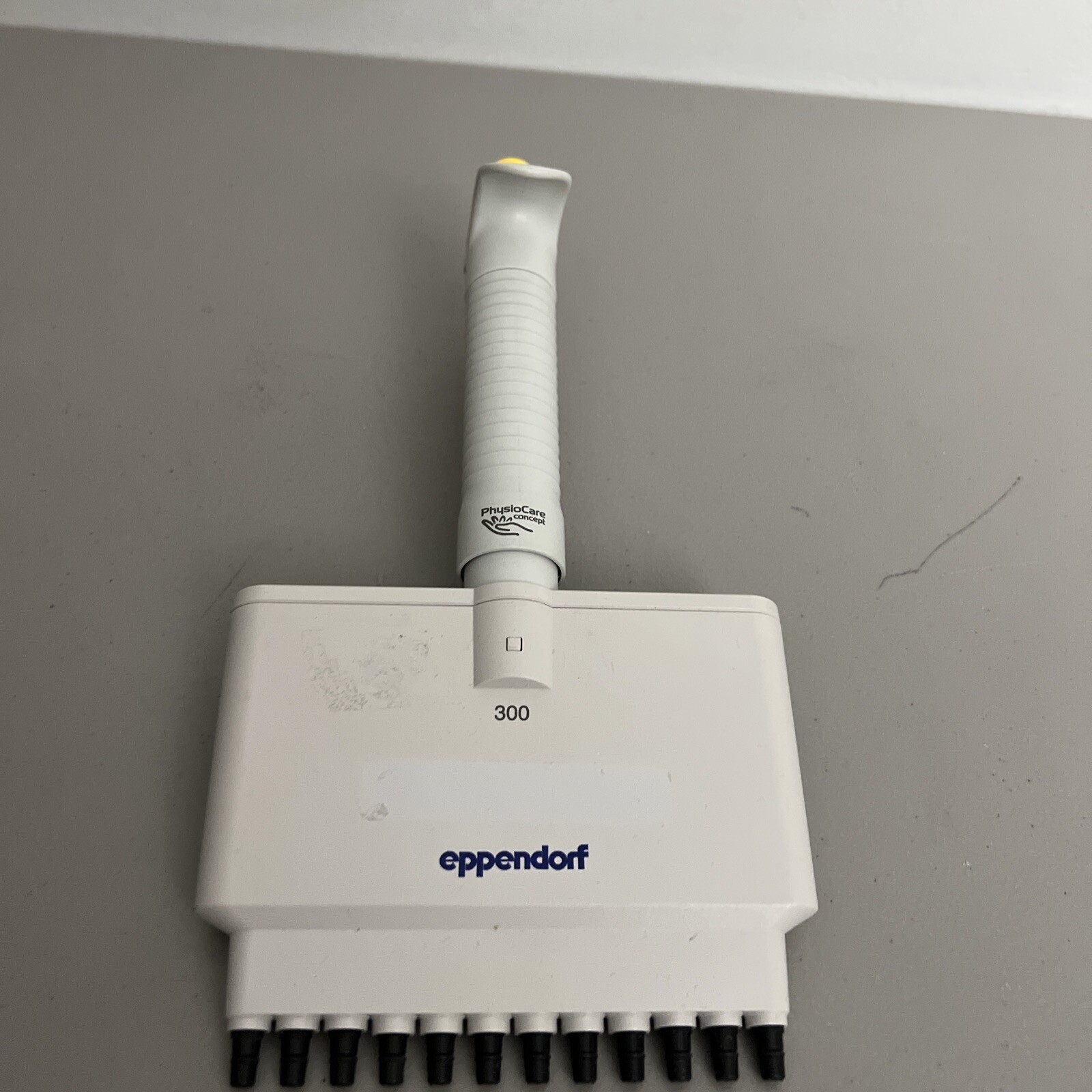 NICE Eppendorf Research 12-Channel Pipette 300 30-300 uL Pipetman