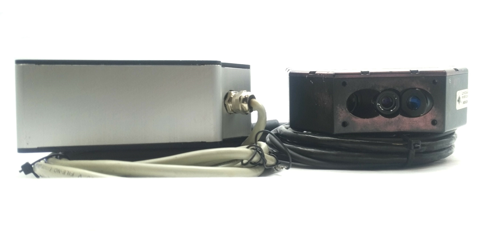 LMI SLS7000 Laser Triangulation Sensor/Controller 675nm 1mW, Range: 14-15mm