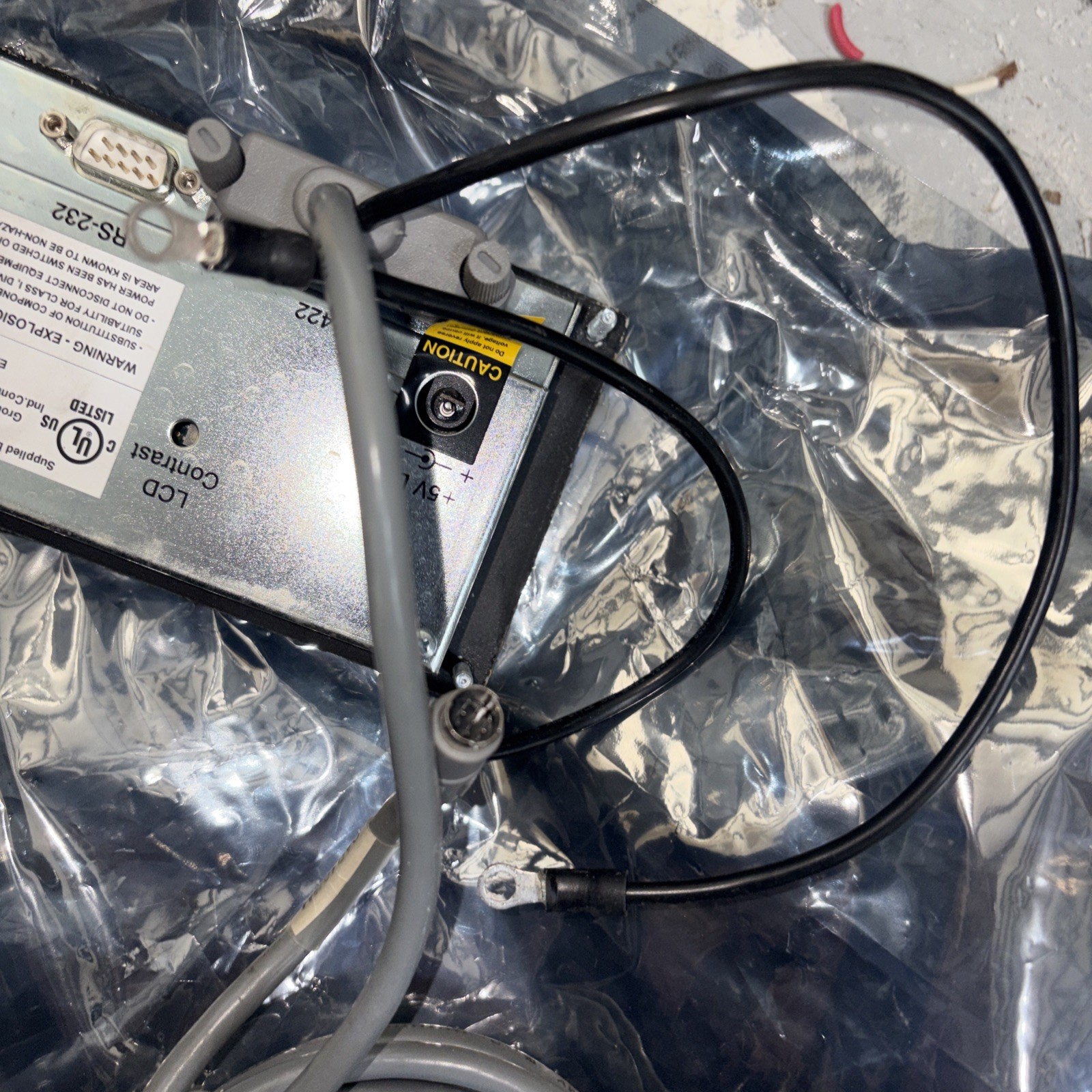 BEIJER ELECTRONICS E100 HMI OPERATOR PANEL with Cable