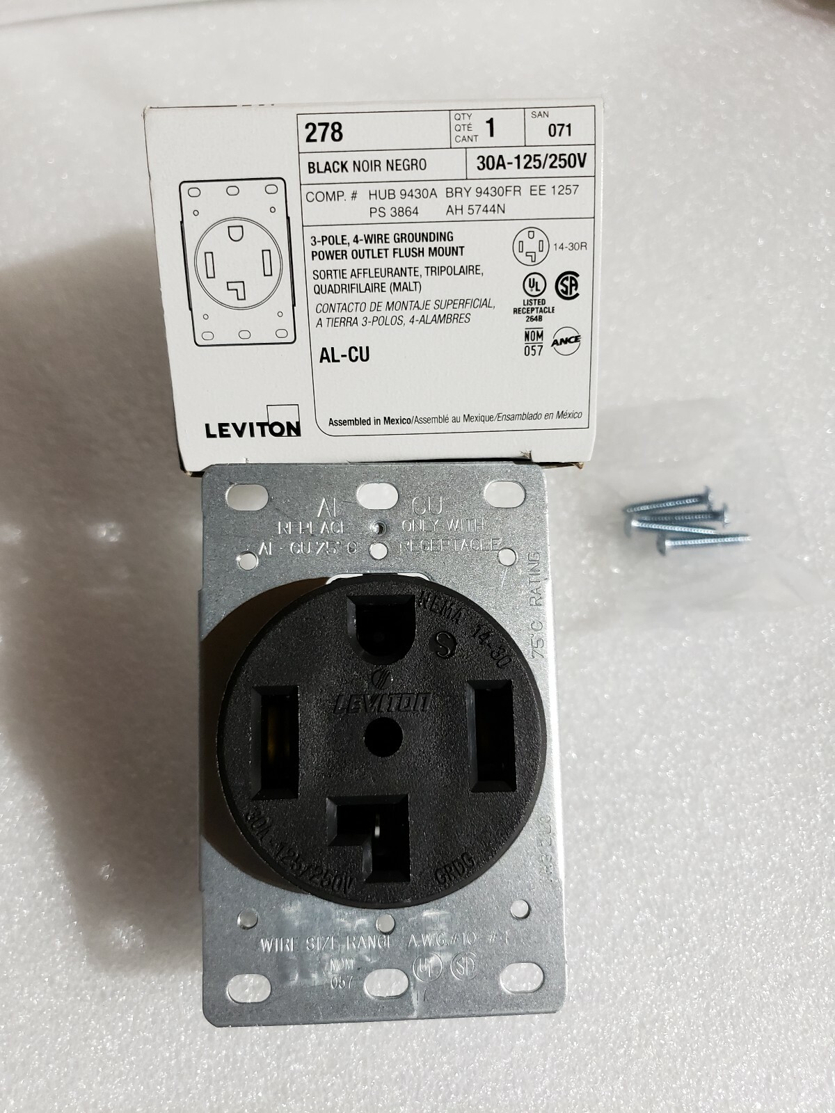 LOT OF 10 – LEVITON 278 30 Amp 3-POLE, 4-WIRE GROUNDING POWER OUTLET FLUSH MOUNT
