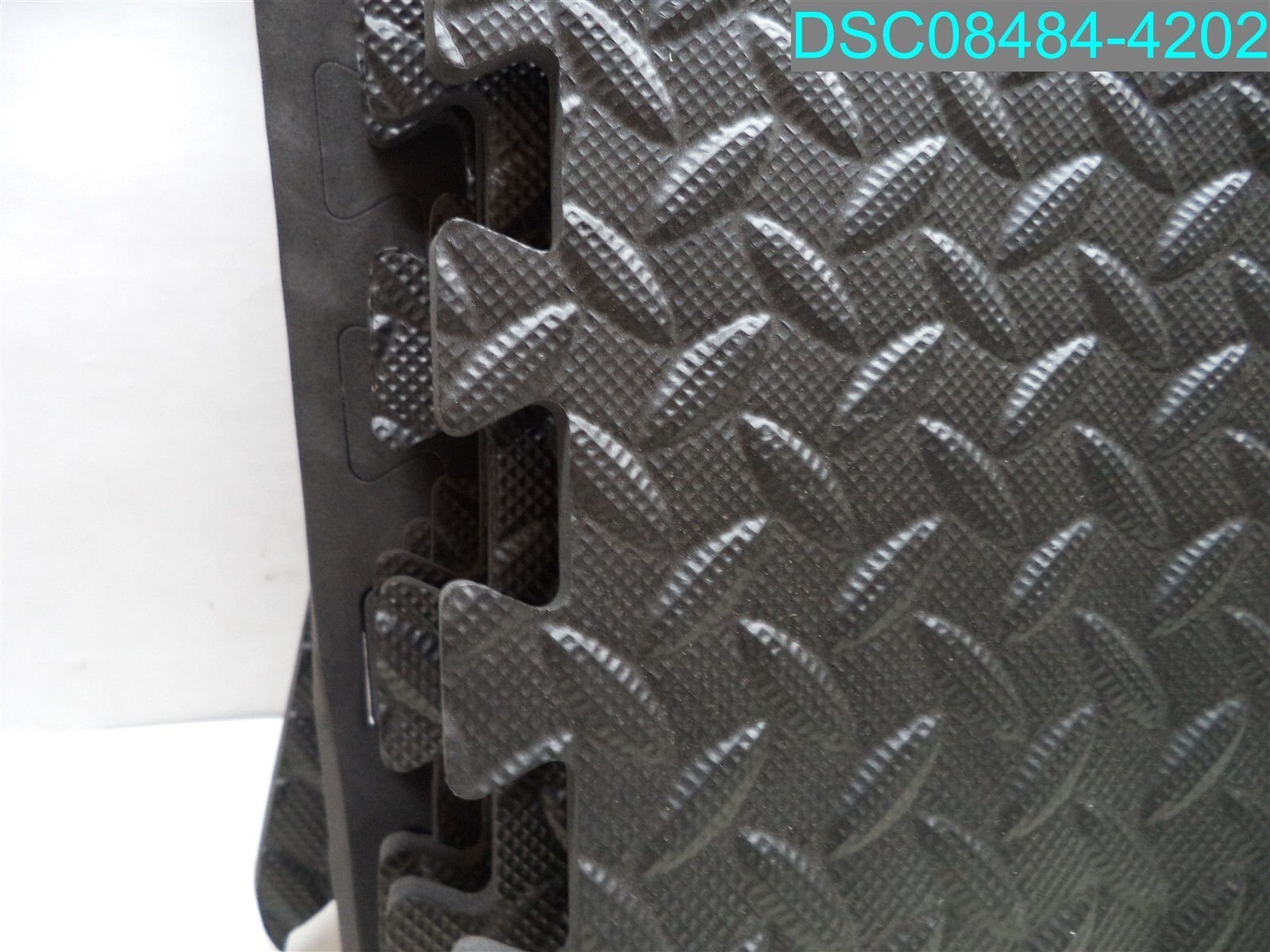 QTY=7:Interlocking Gym Exercise Floor Mat Fadeless Playground Rubber Tiles 23X23