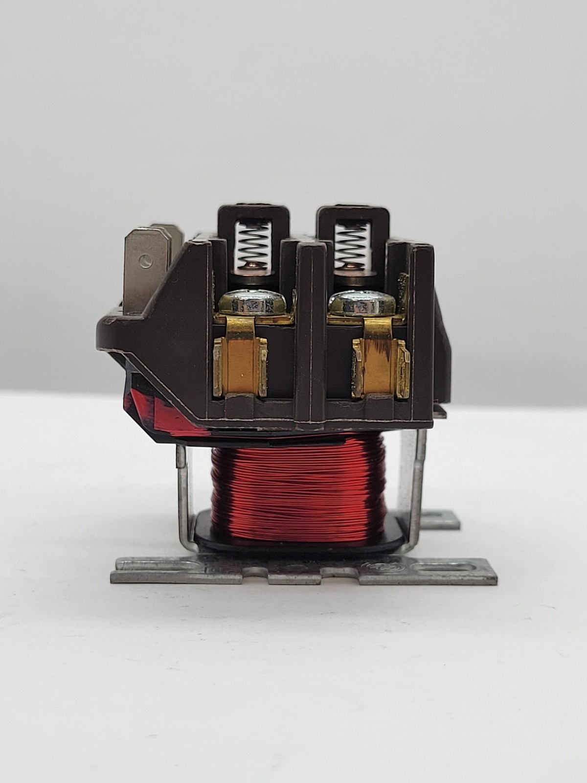 Honeywell DP2030A 1003 Definite Purpose Contactor DPST 24V Coil 50/60Hz 600V