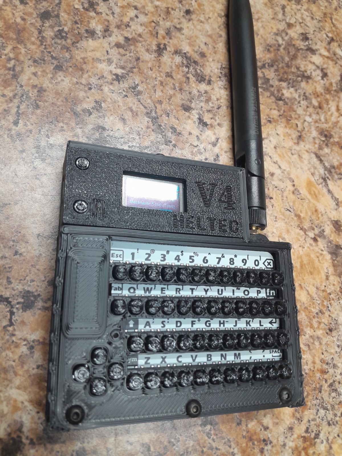 Meshtastic STAND ALONE node READY TO USE Heltec V4 3000mah battery BLACK