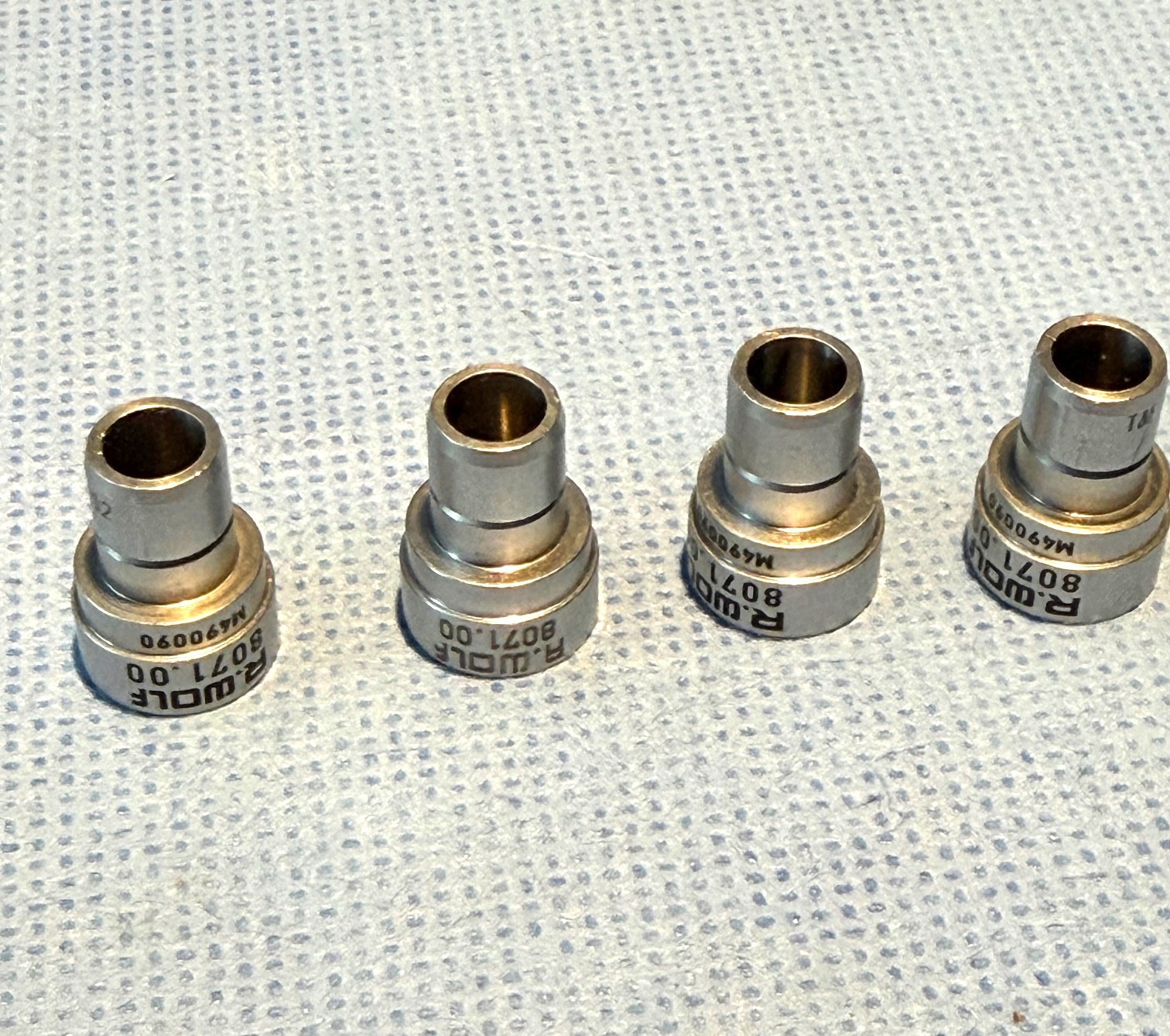Endoscope light post screw on adapter WOLF, for PUSH ON fiber cables 8071.00