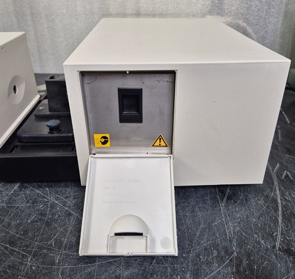 HP 8453 Spectrophotometer