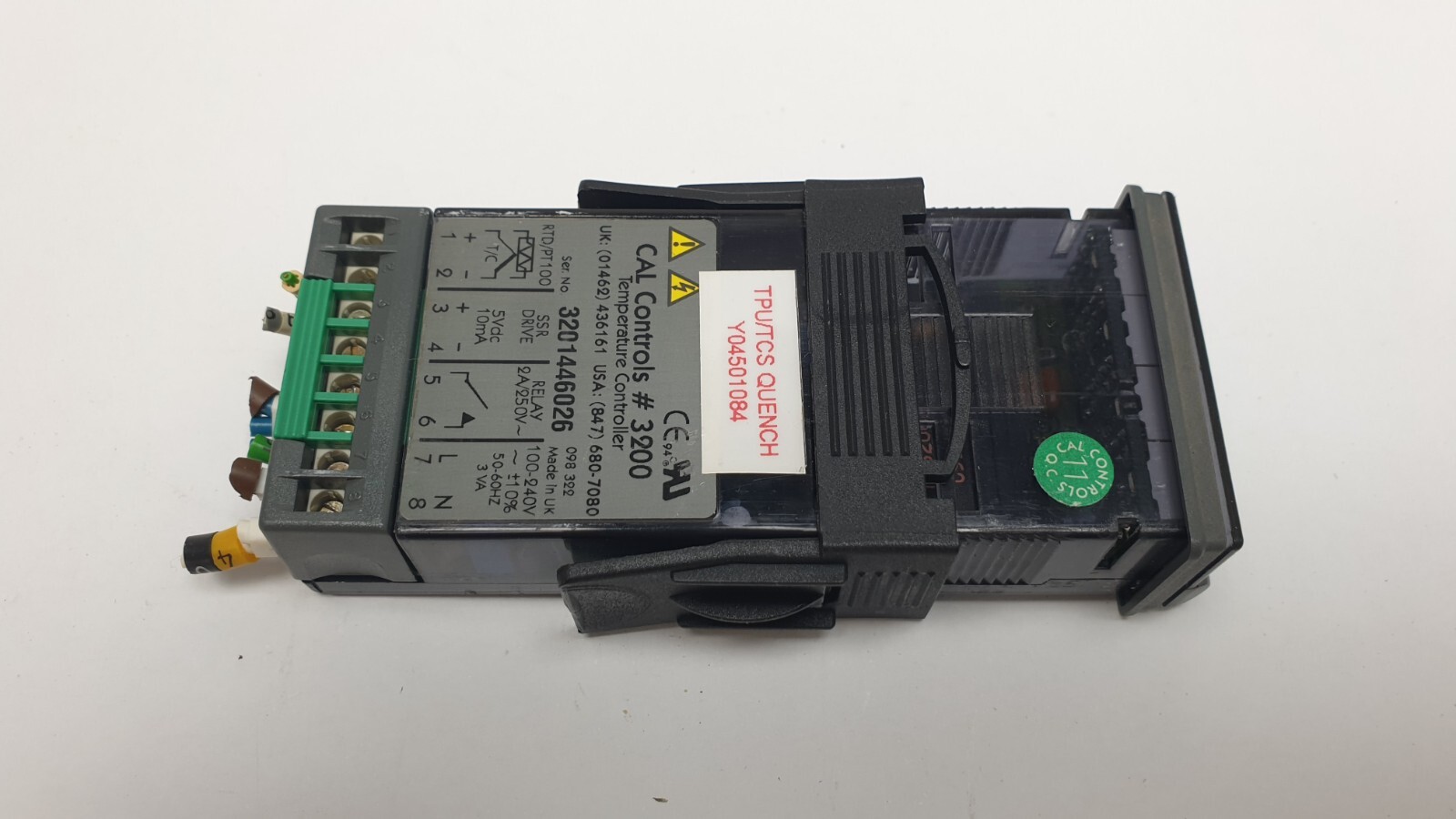CAL Controls #3200 Temperature Controller, Model: 3201446026, USED