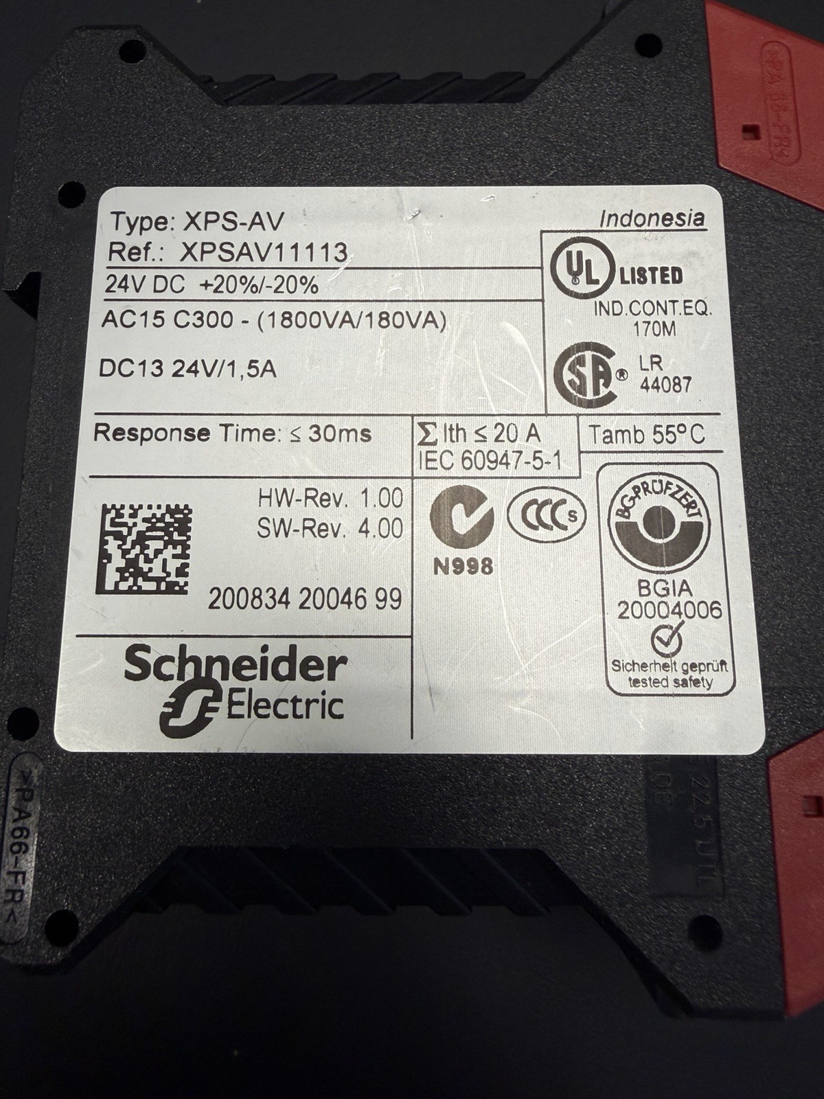 TELEMECANIQUE XPS-AV SAFETY RELAY MODULE 24VDC XPSAV11113P USA SELLER!