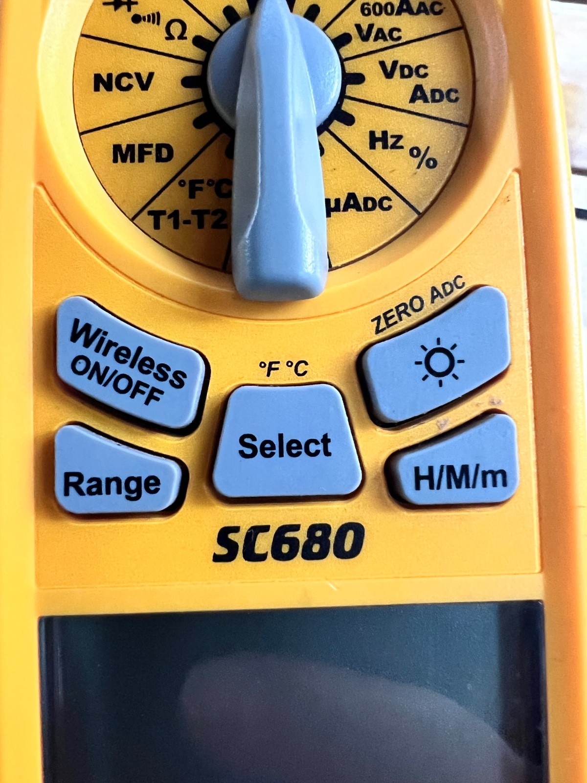 Fieldpiece SC680 True-RMS Wireless AC Clamp Multimeter CAT III 1000v CAT IV 600v