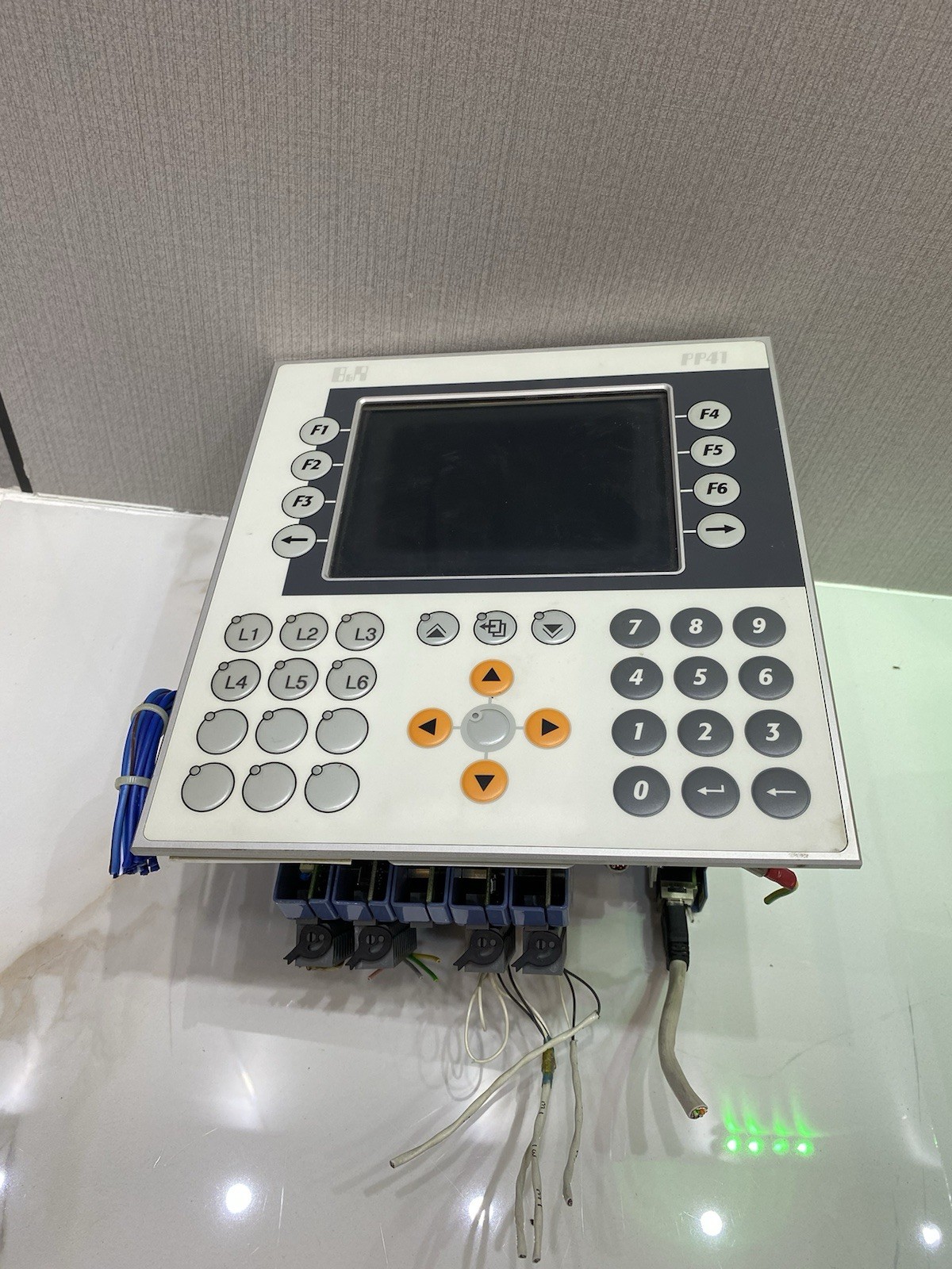 B&R PP41 4P3040.01-490 Panel PC With 3IF681.96 ,AT352,AT664,DI135,AO352,AI774