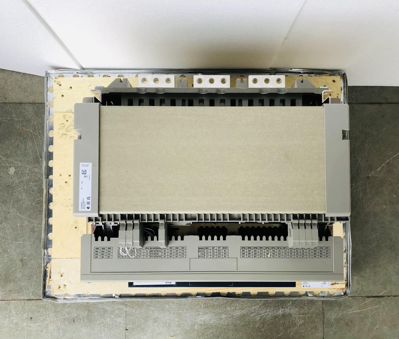Schneider Electric NW32H1 Masterpact ACB Air Circuit Breaker 3200A 3P 6.0 A