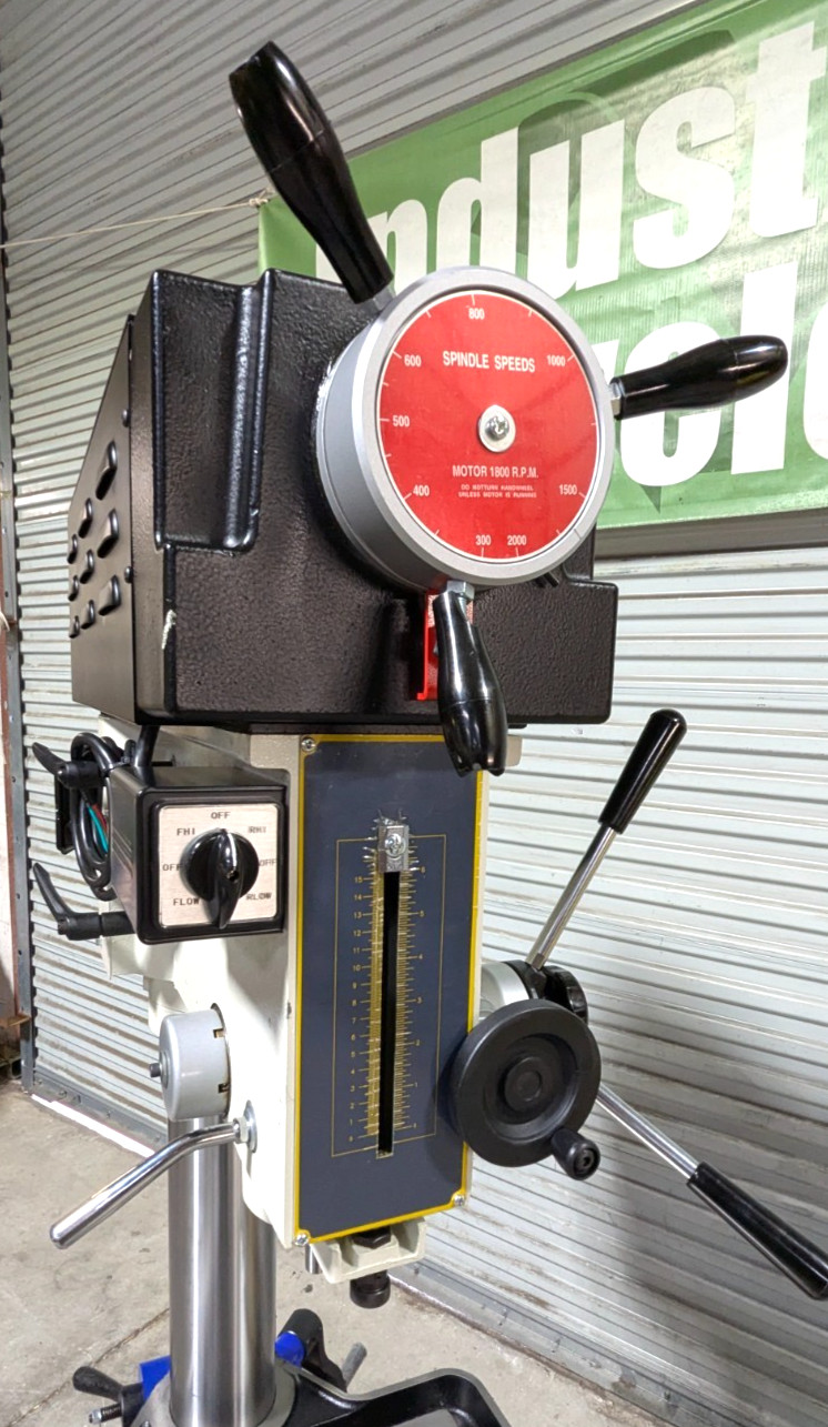 Vectrax Mill / Drill Machine 20" Swing 170 – 2000 RPM 220v 3ph *Scratch &a