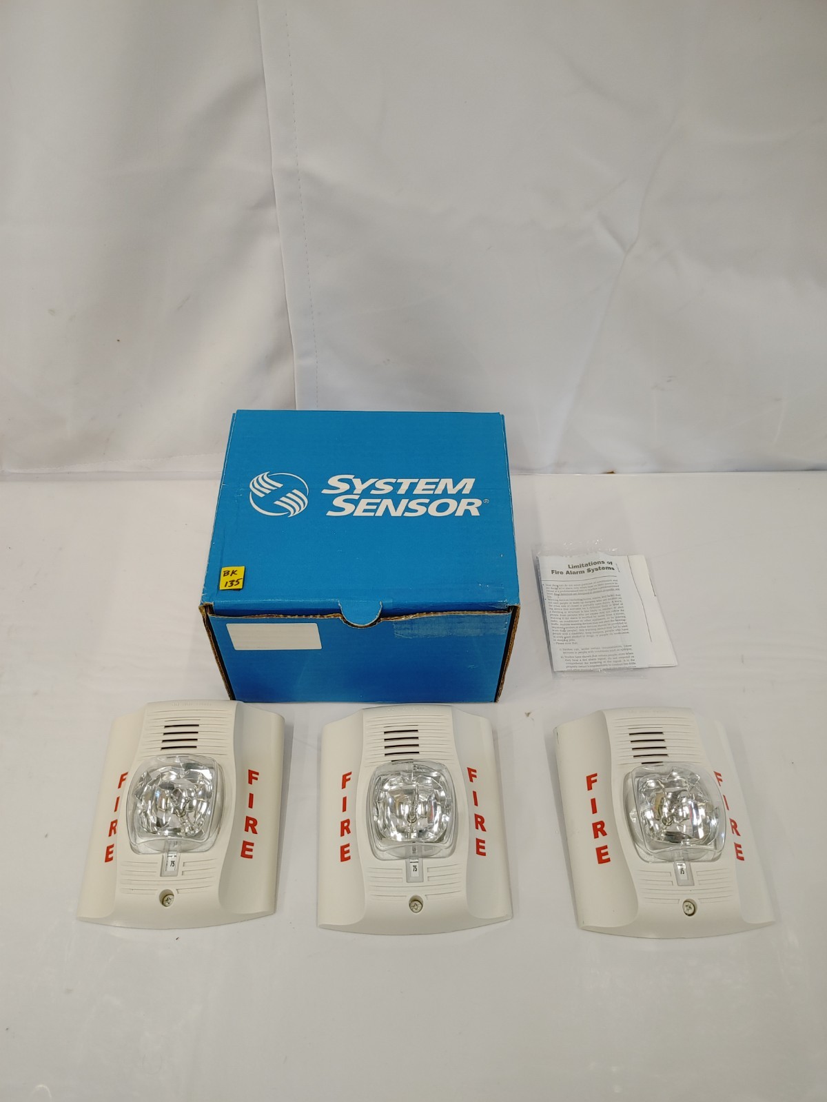 (LOT OF 3) System Sensor P2RLED Horn Strobe