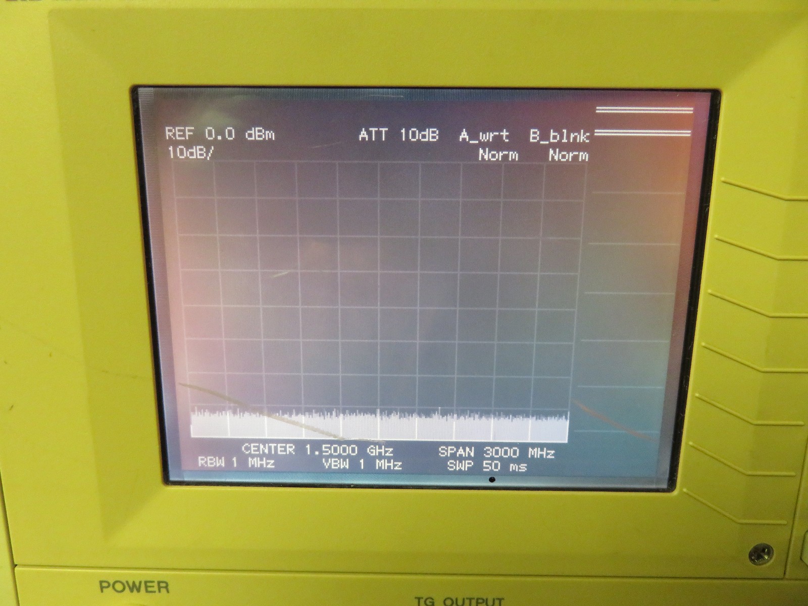 ADVANTEST R3131A SPECTRUM ANALYZER 9kHz – 3GHz
