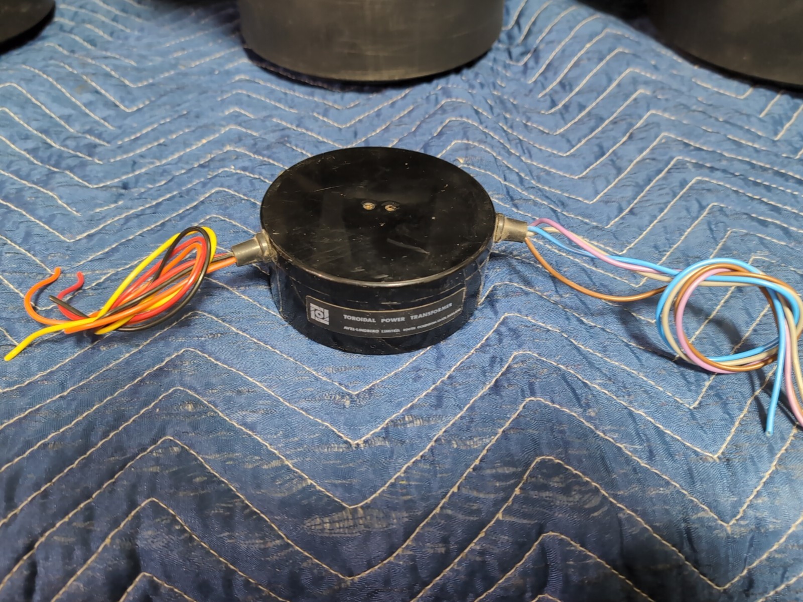 Avel-Lindberg Toroidal Power Transformer 90 VA TYPE 40/2777 NOS