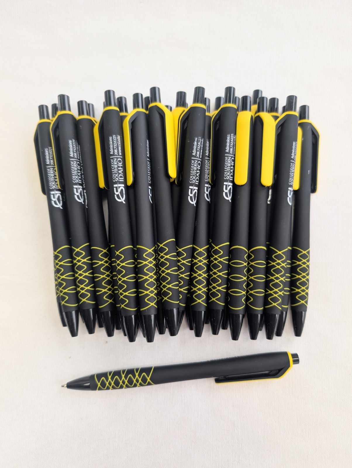 30 Misprint Retractable Click Pens SPIRALINA COMFORT NIGHT Hub Pen Lot YELLOW