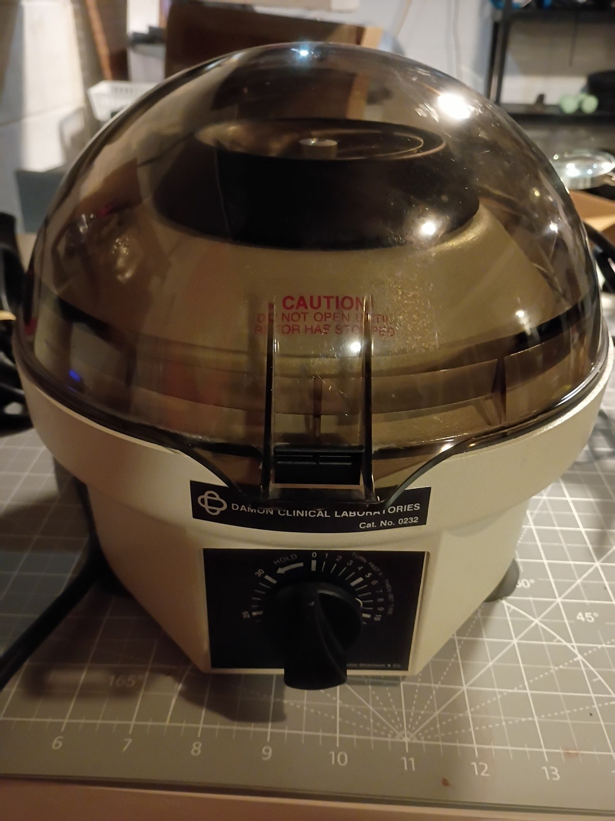 Becton Dickinson Adams Compact II Centrifuge 0225 with 6 Place Rotor