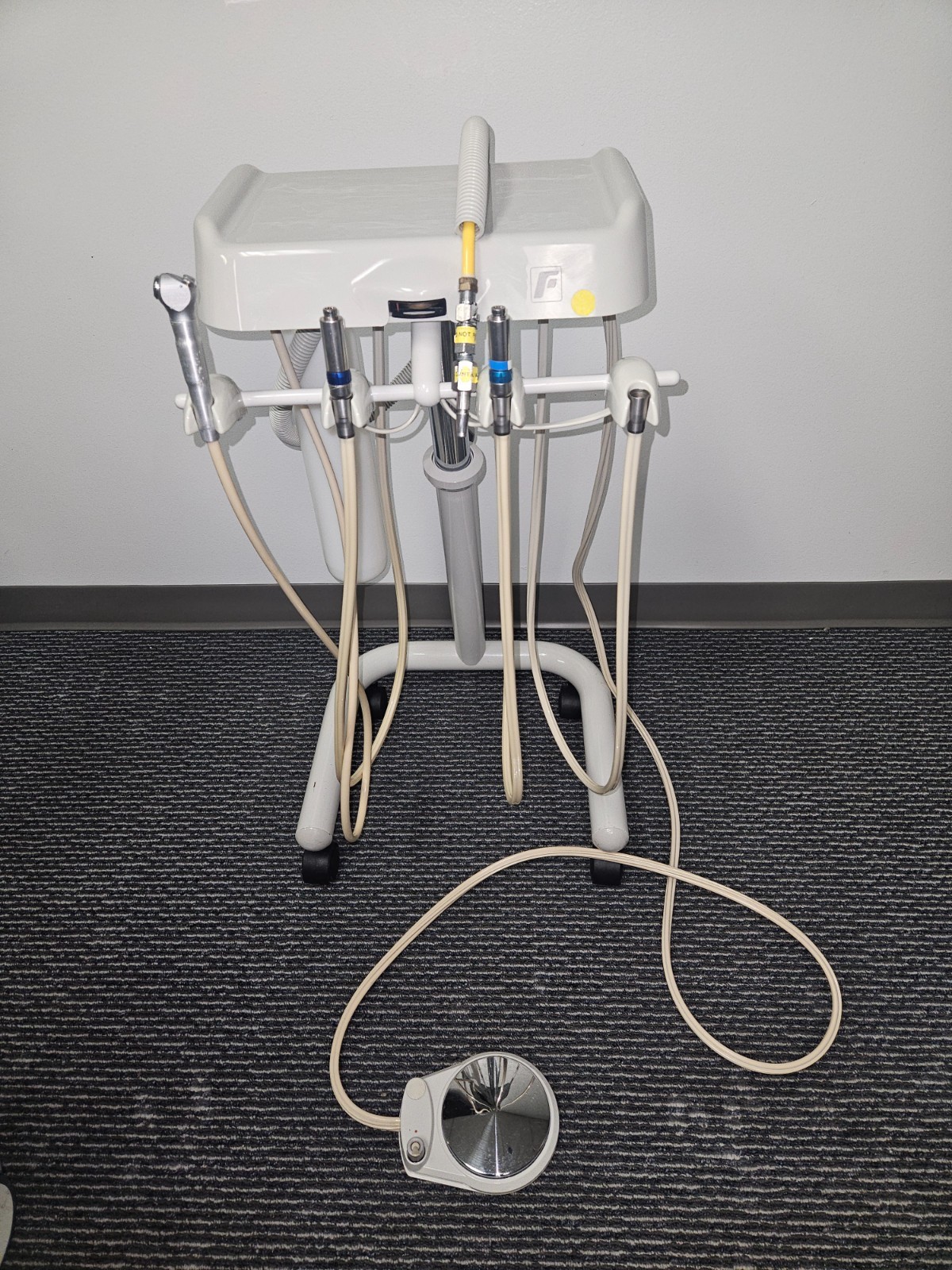 Forest 5910 Dental delivery unit