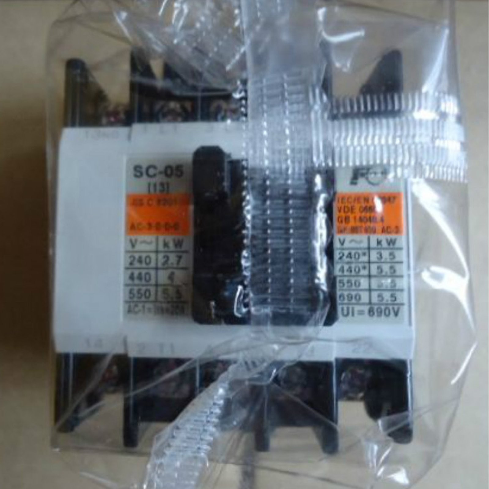 1PC New FUJI Magnetic Contactor SC-05 220V Free Shipping#QW