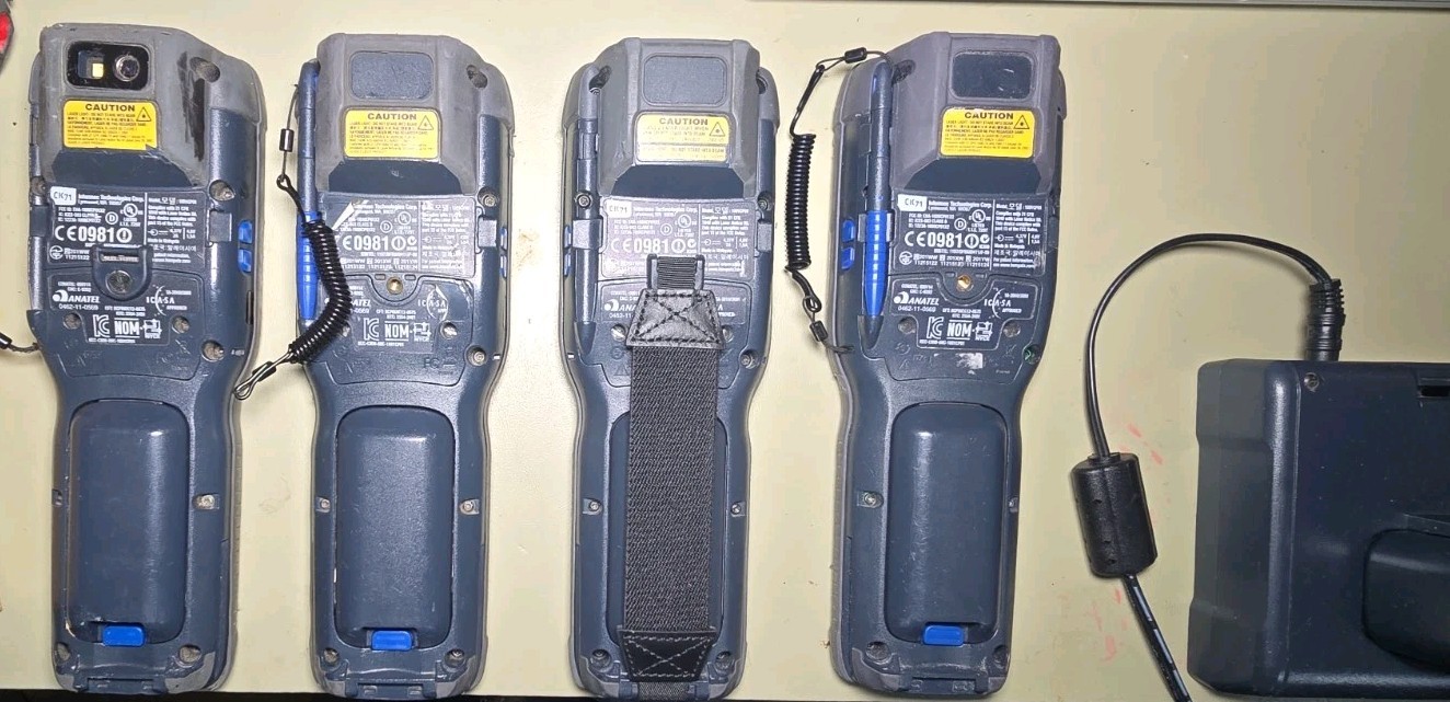 Honeywell Intermec 4X CK71 Barcode Scanners Charger & Batteries