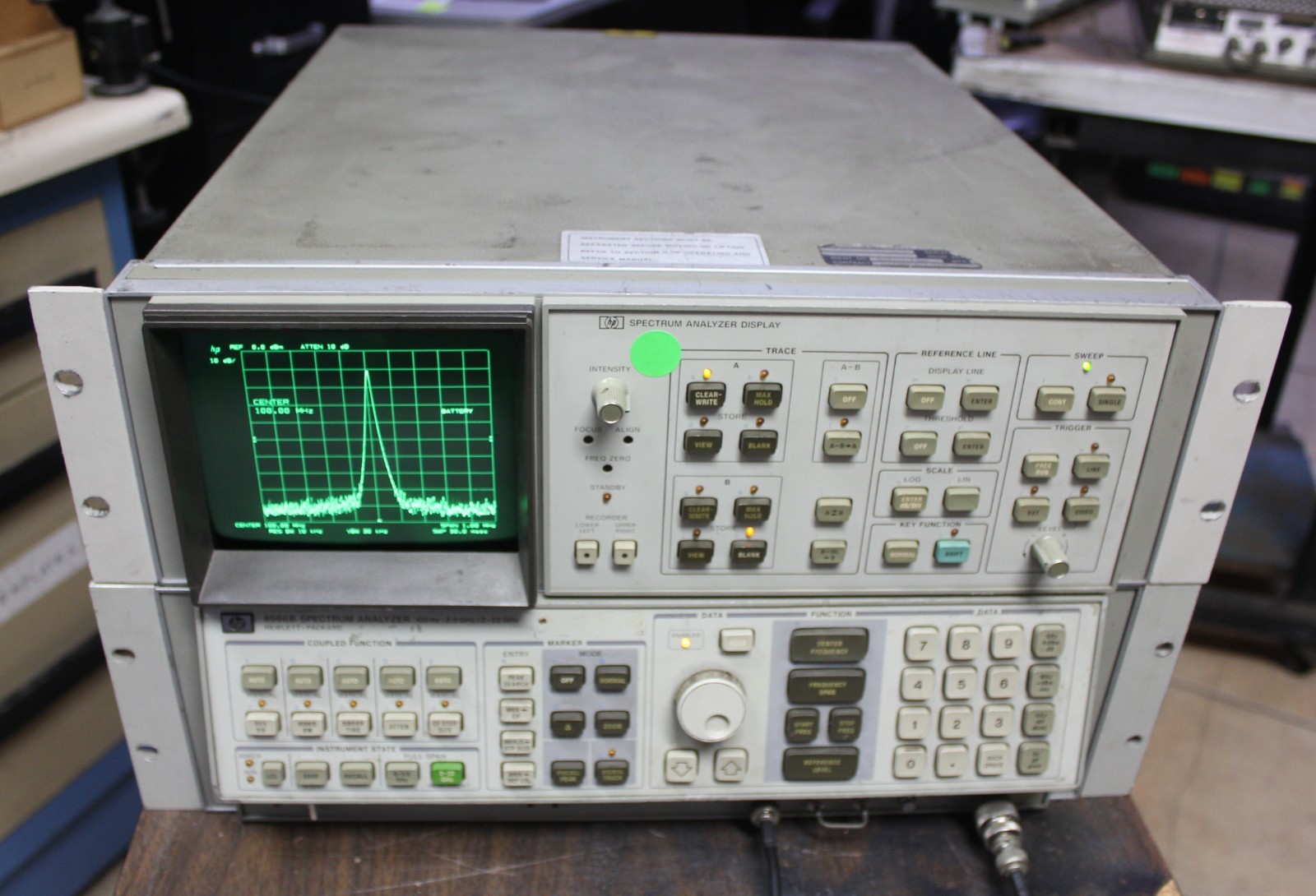 HP AGILENT 8566B SPECTRUM ANALYZER 100HZ – 22 GHZ