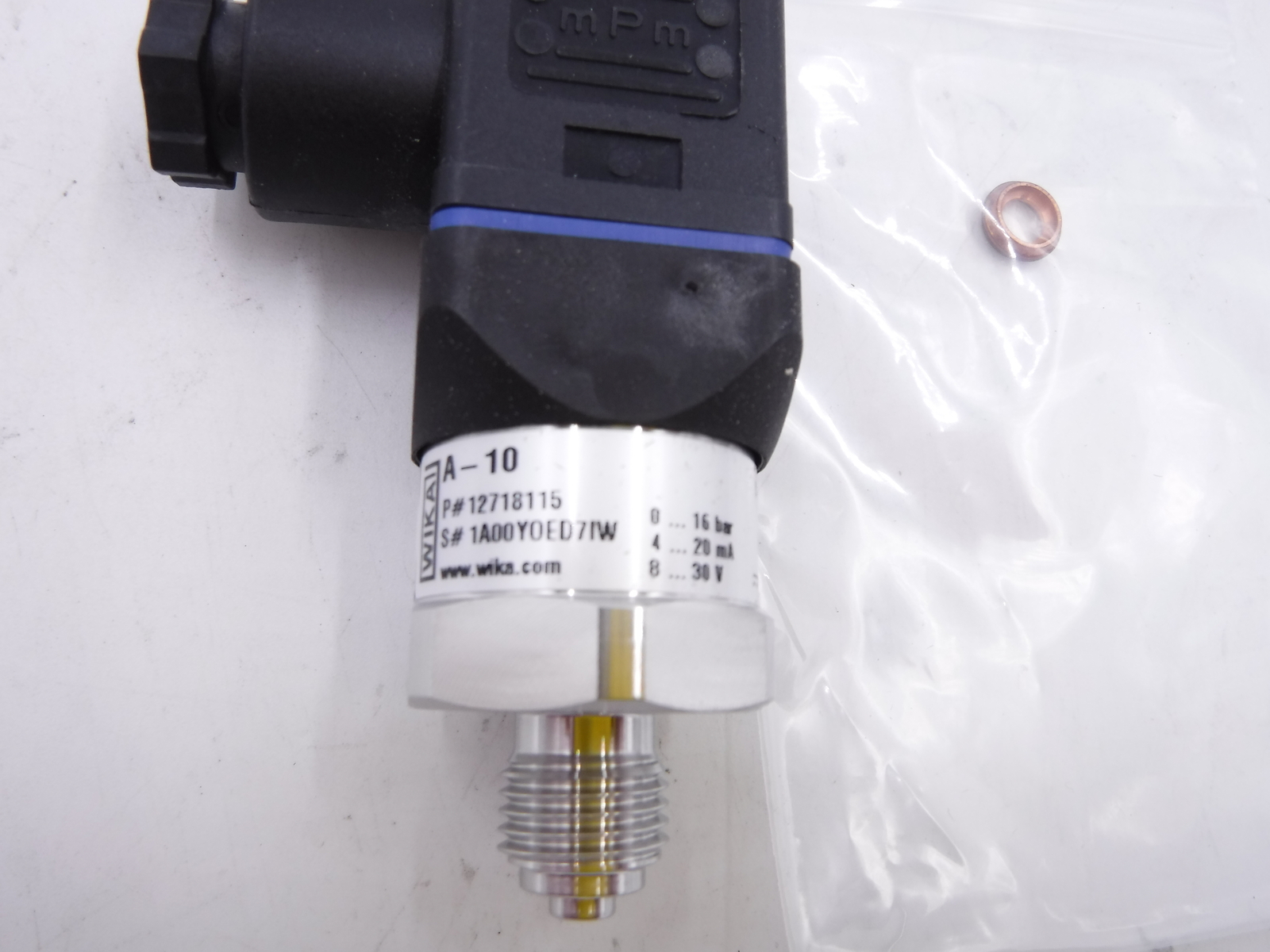 Wika Instruments 12718115 Pressure Sensor A-10, 16 Bar, 4-20 mA, 8-30V, 0.5BFSL