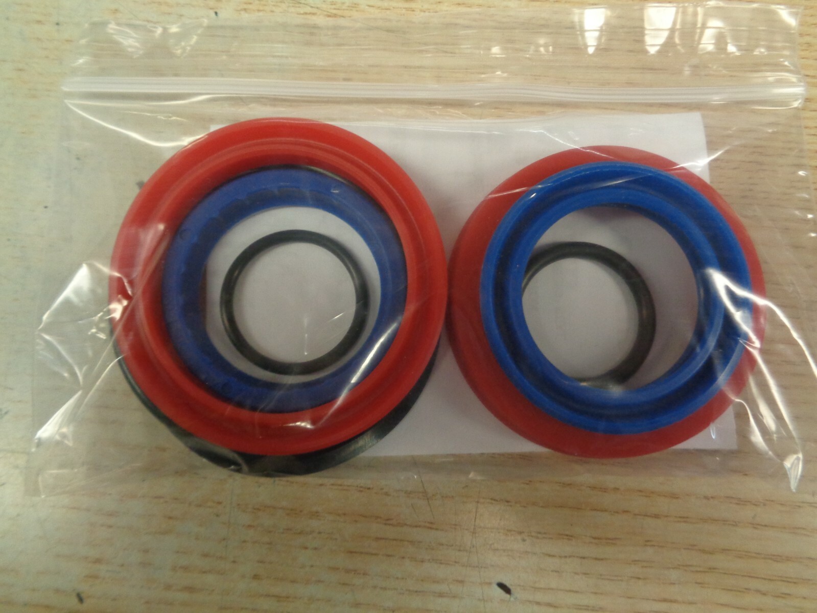 # 662048 Koyker seal kit replacement for cyl/with 2-1/2″ bore 1-1/2″ Rod K662048