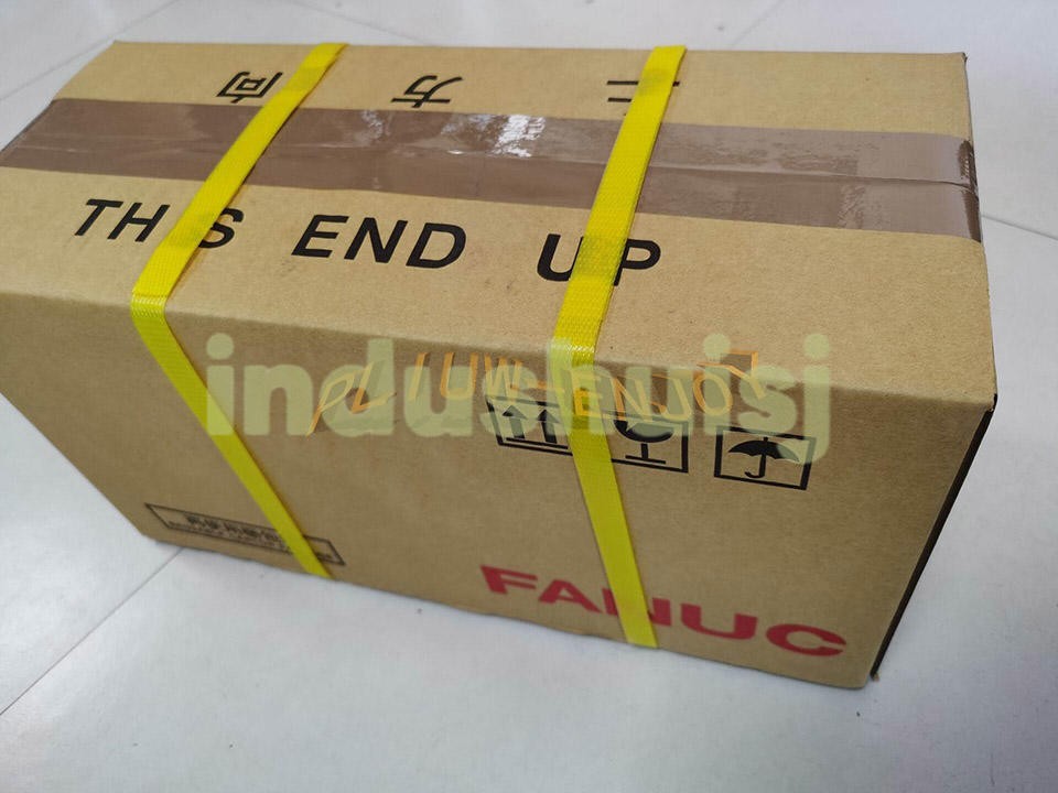 ONE FANUC SERVO MOTOR A06B-0241-B100 NEW
