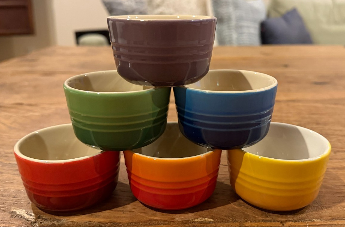 Le Creuset Stoneware Rainbow Multicolor Set of 6 3.5oz Mini Ramekins NEW NIB