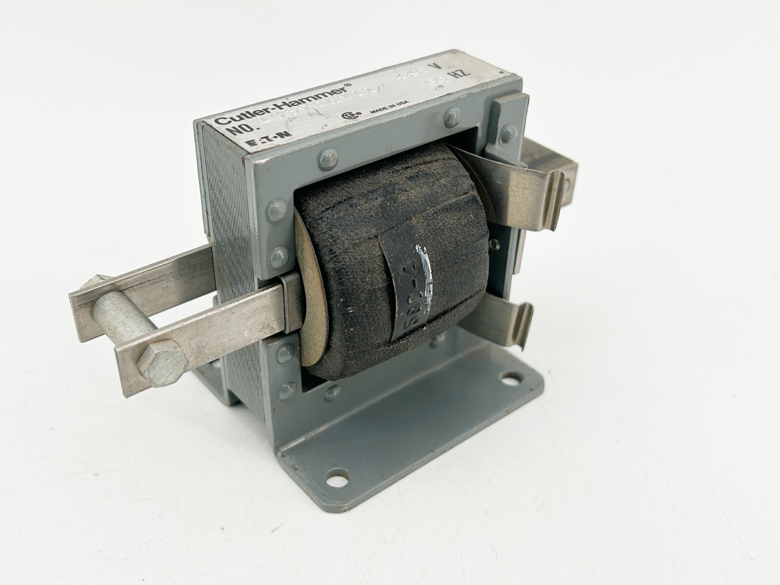 New Cutler Hammer 10370H711 Starter Solenoid 440V 60Hz